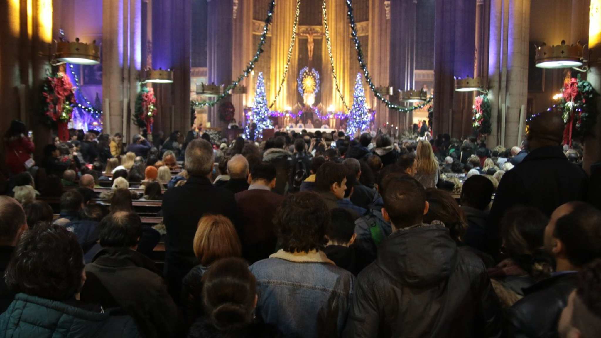 Eine Weihnachtsmesse in Istanbul. © iStock via Getty/Komedya
