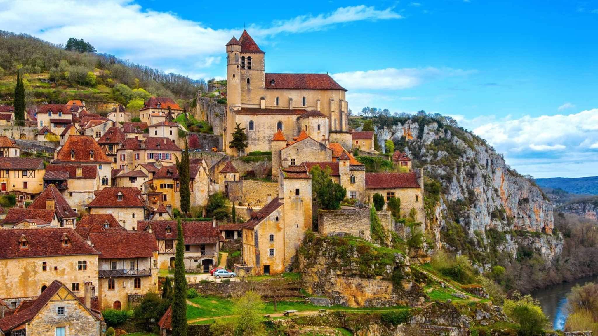 Das atemberaubende Dorf Saint-Cirq-Lapopie. © iStock via Getty/Xantana