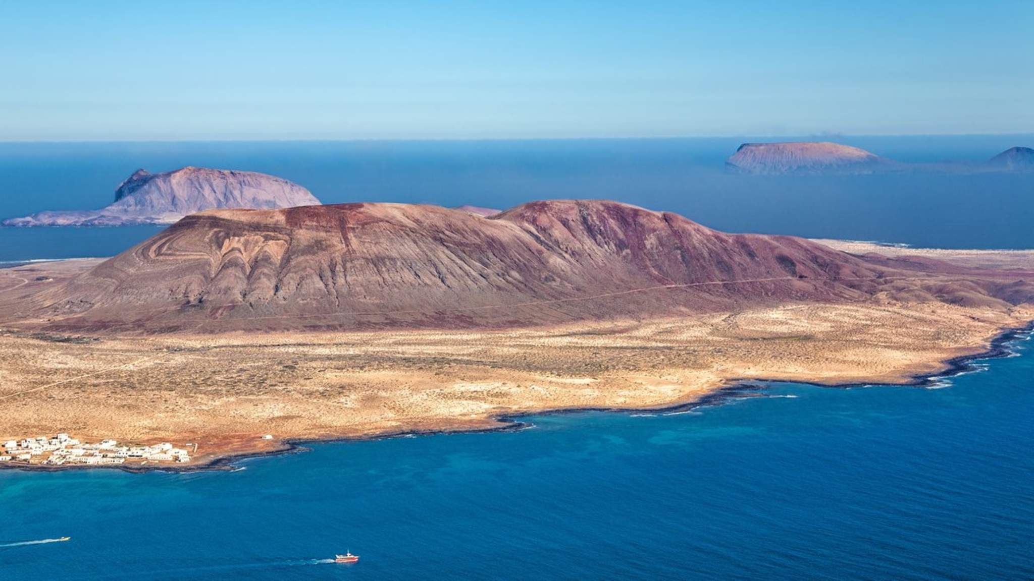 La Graciosa ist Lanzarotes Nachbarinsel. © Iryna Shpulak/iStock