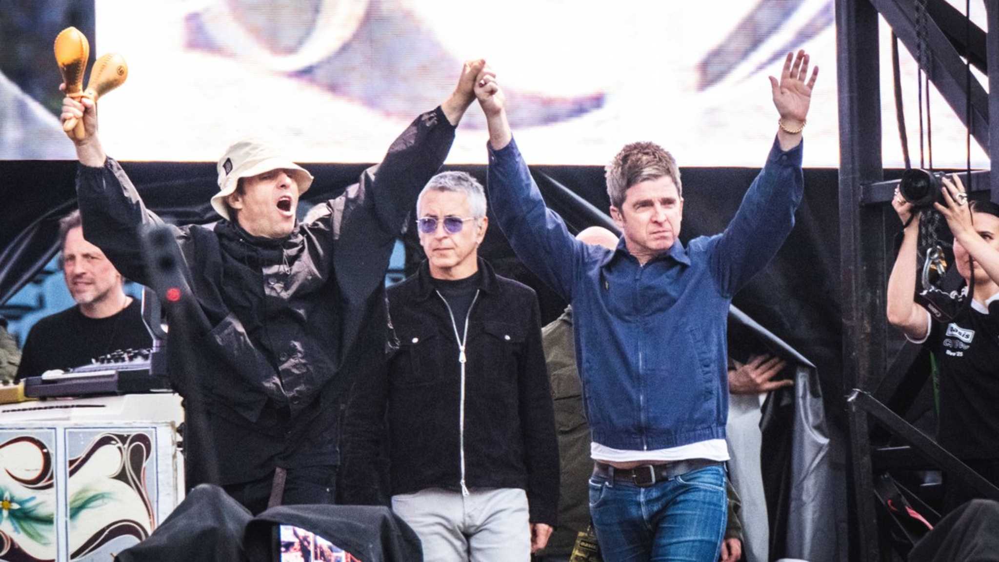 Unter anderem die Oasis-Reunion hat für einen Rekord in Sachen Musiktourismus gesorgt. © Imago images/Avalon.red / Adam Hampton-Matthews