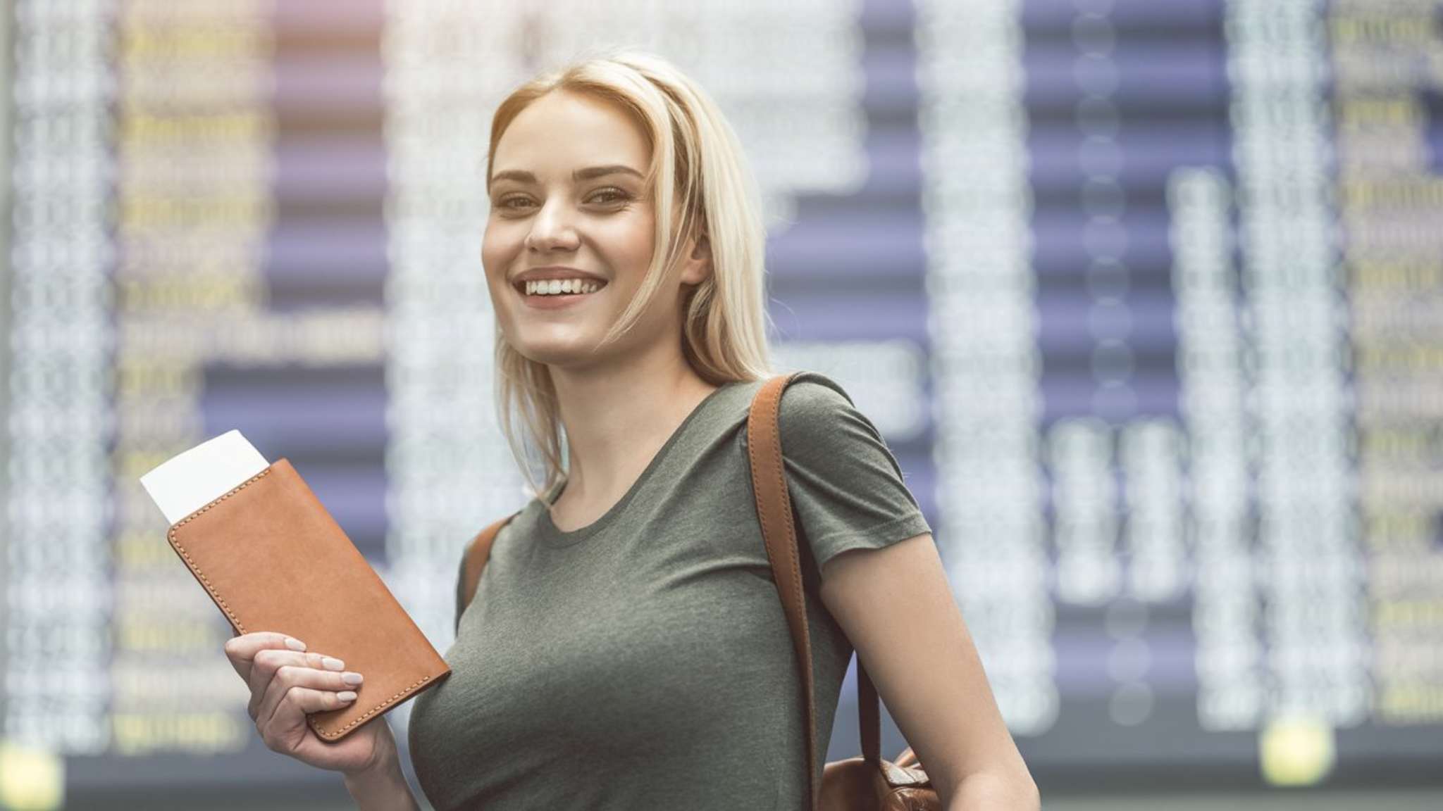 Wenn Dich deine Flugreise durch ein krisengebeuteltes Land führt, hast Du in der Regel trotzdem nichts zu befürchten. © istock/YakobchukOlena