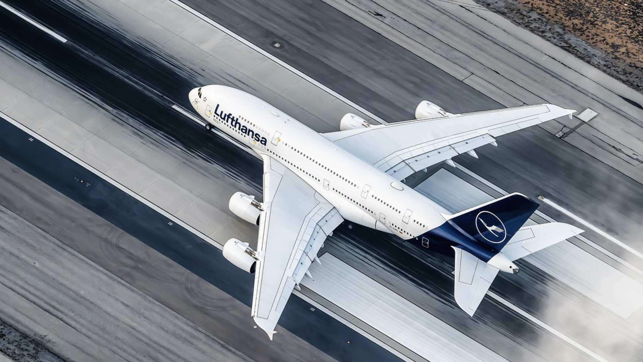 Das solltest Du vor der Buchung bei Lufthansa beachten. © iStock via Getty/Alvin Man