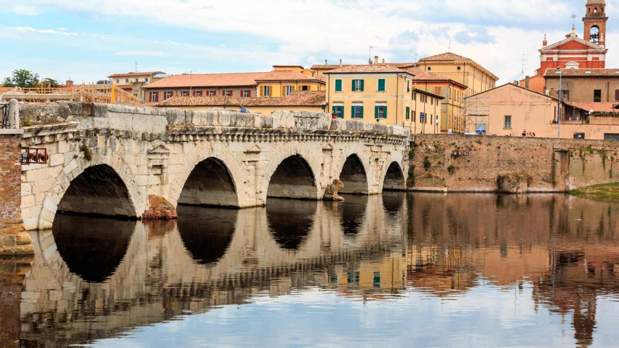 Rimini ist nur eines der vielen Highlights Italiens. © Stephan Hockenmaier/Shutterstock.com