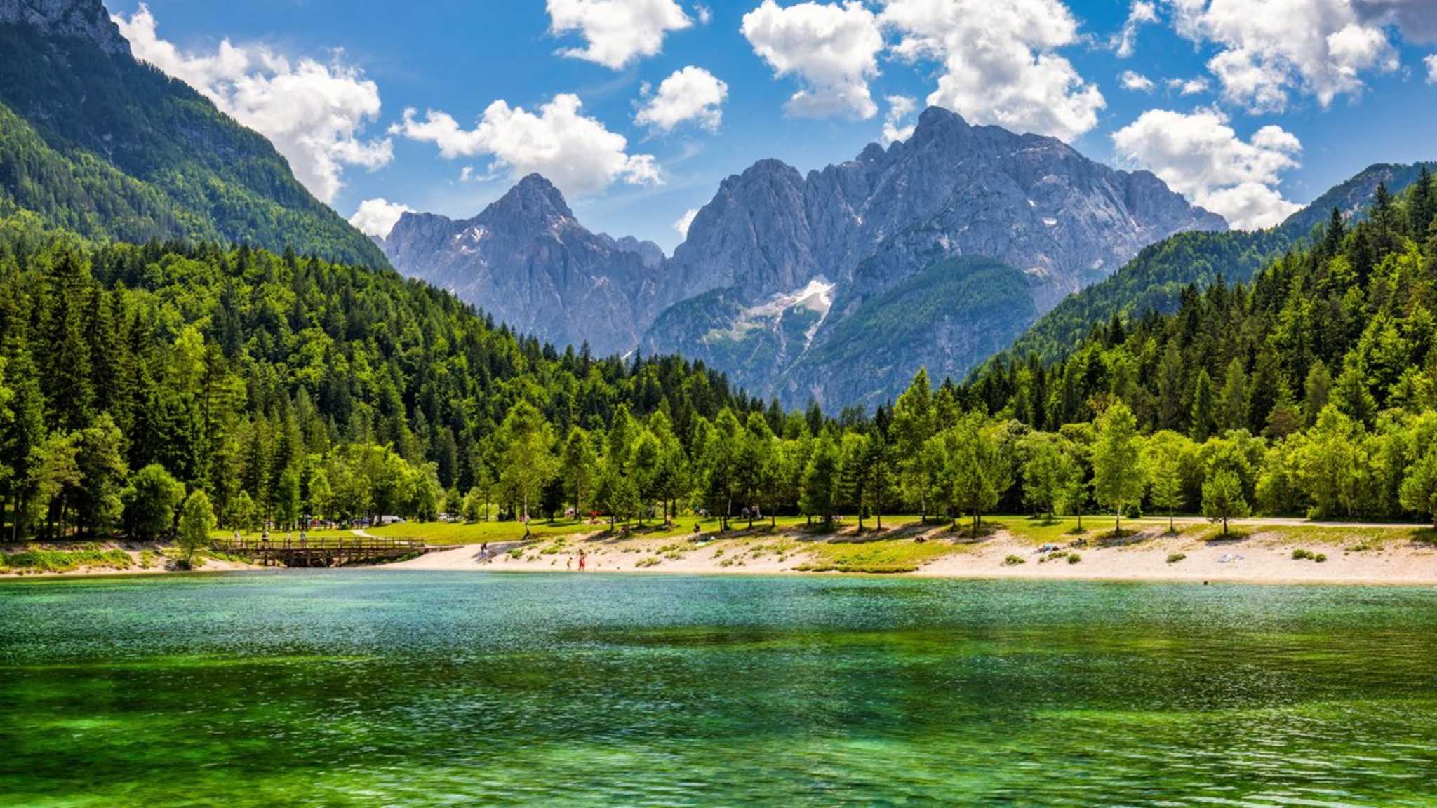 Slowenien gehört zu den kleinsten Staaten Europas und hat dennoch viel zu bieten. © iStock via Getty/DaLiu