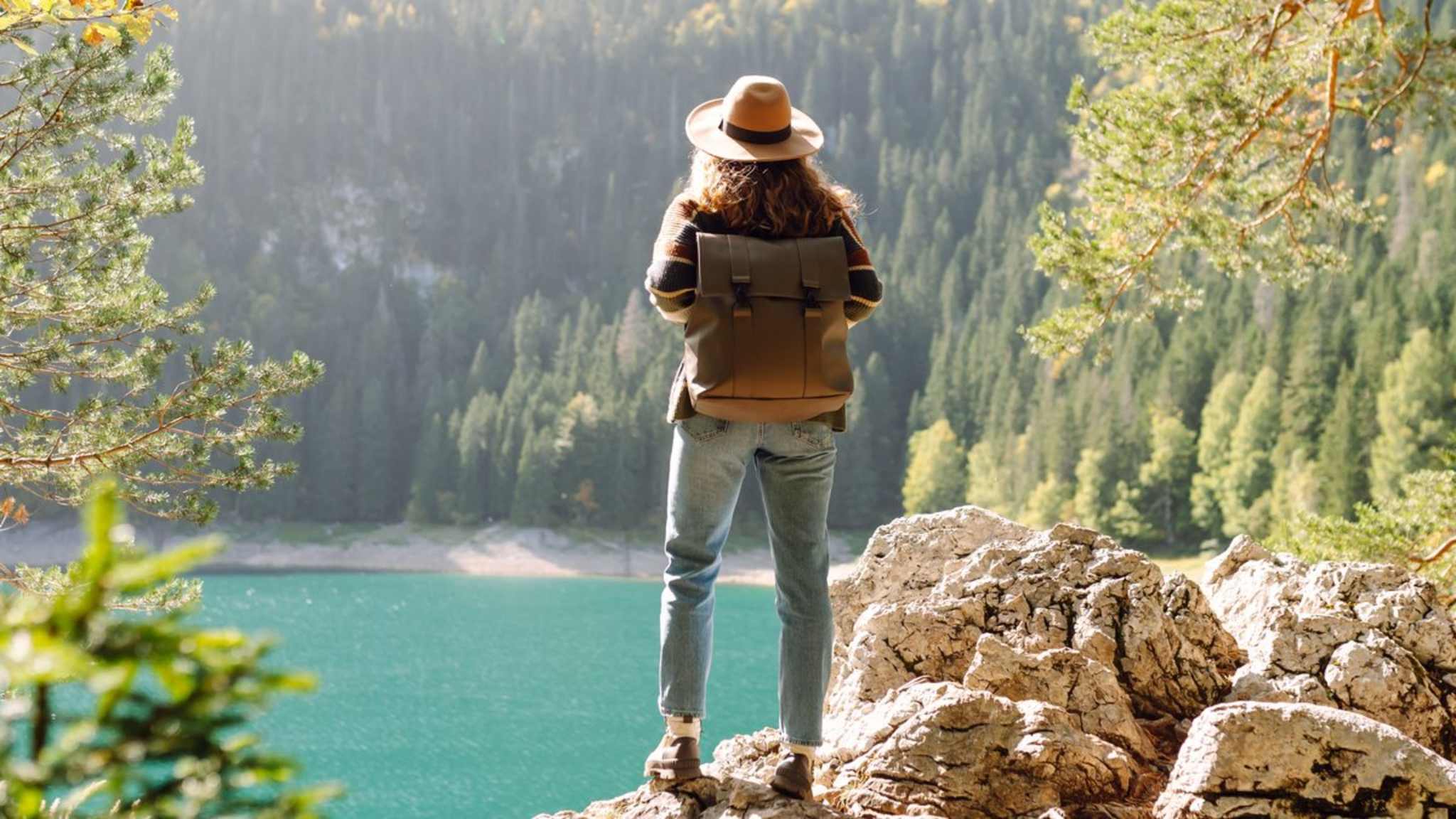 Der nächste Urlaub lässt auf sich warten? Mit diesen Tipps vertreibst Du das Fernweh. © iStock via Getty/Maksym  Belchenko