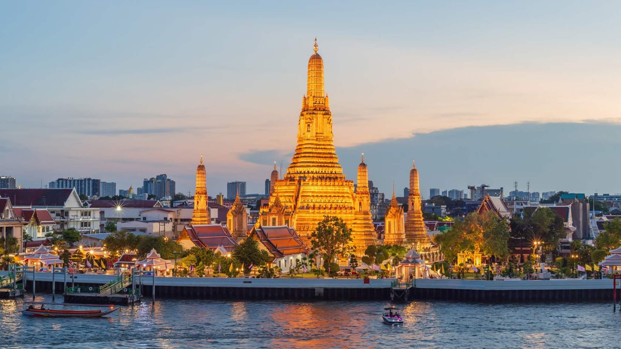 In der neuesten Ausgabe von "Das Traumschiff" geht es für die ZuschauerInnen ins thailändische Bangkok. © iStock via Getty/keanu2