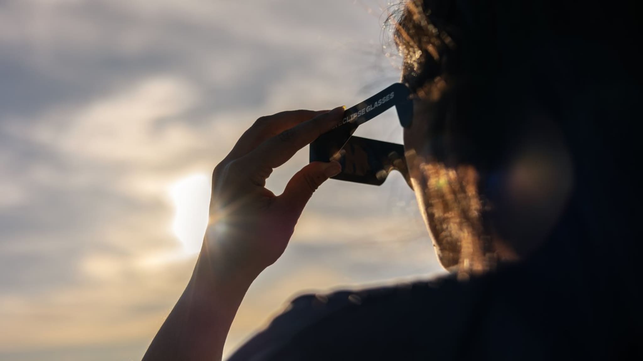 Am Mittwoch gibt es die beeindruckendste partielle Sonnenfinsternis seit Jahrzehnten zu sehen. © iStock via Getty/Victor Sanchez