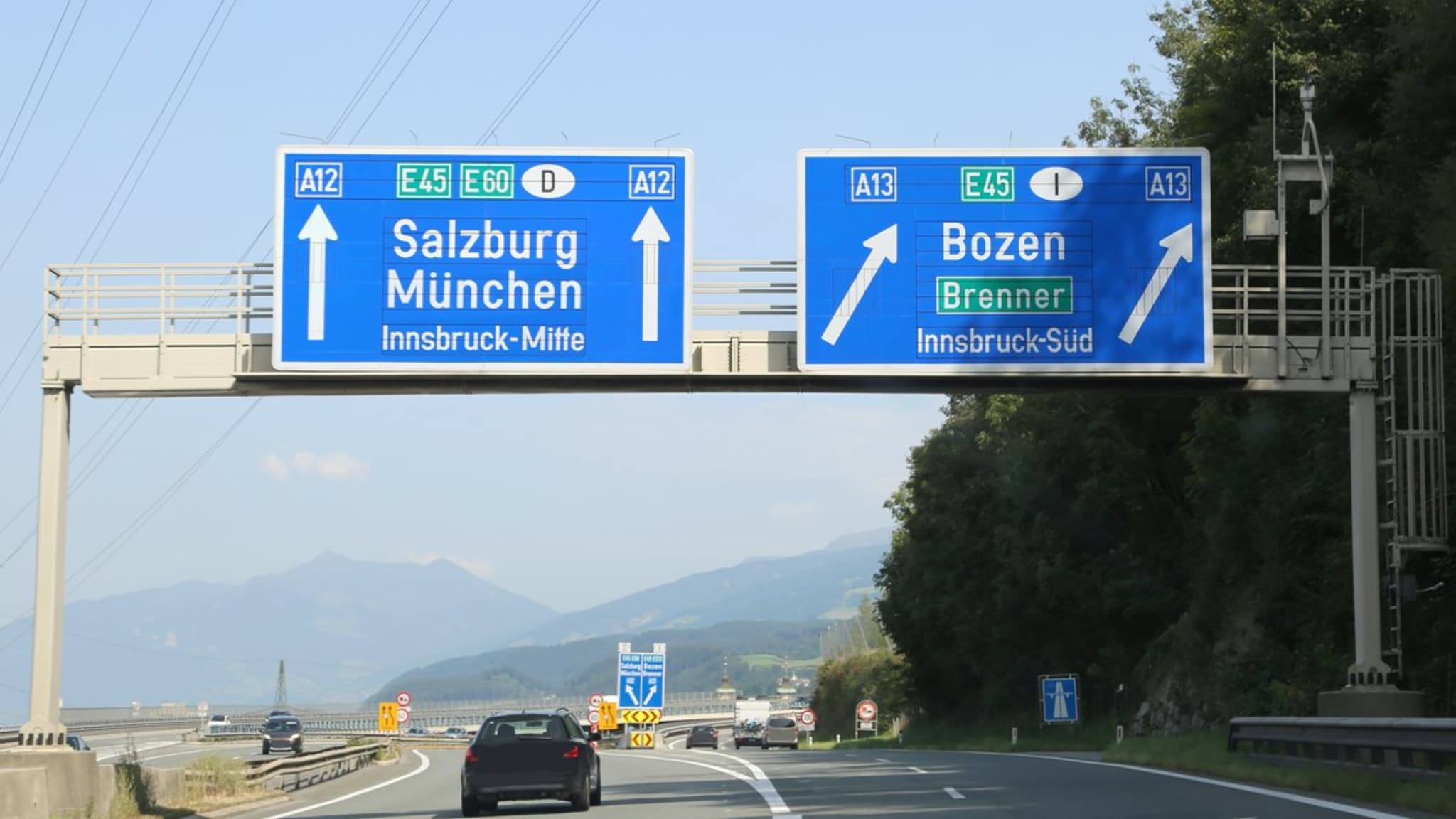 Auf Österreichs Autobahnen besteht Vignettenpflicht. © ChiccoDodiFC/iStock via Getty Images