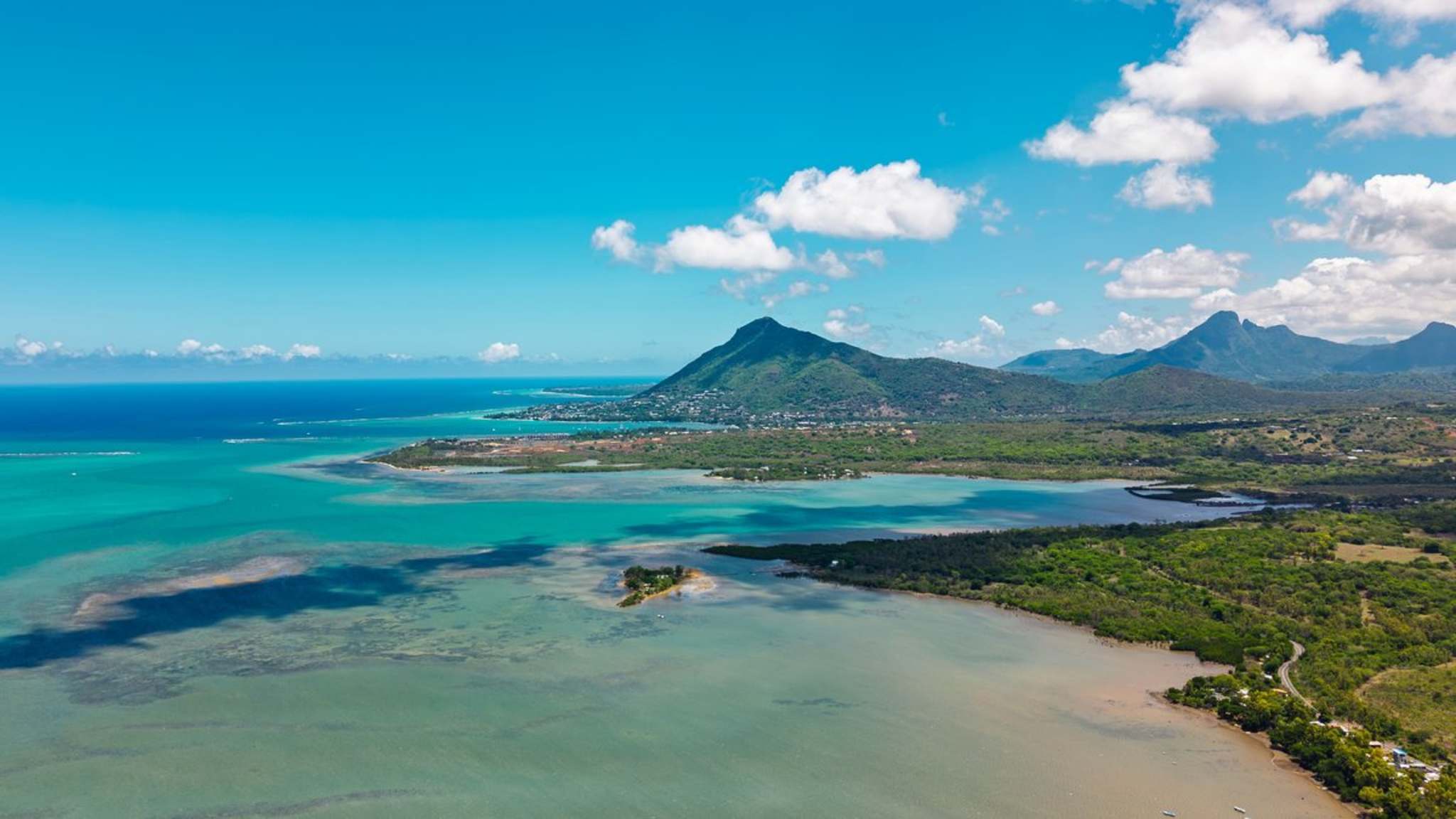 Die Insel Mauritius im Indischen Ozean zählt zu den Traumzielen der Südsee. © RoNeDya/iStock via Getty Images