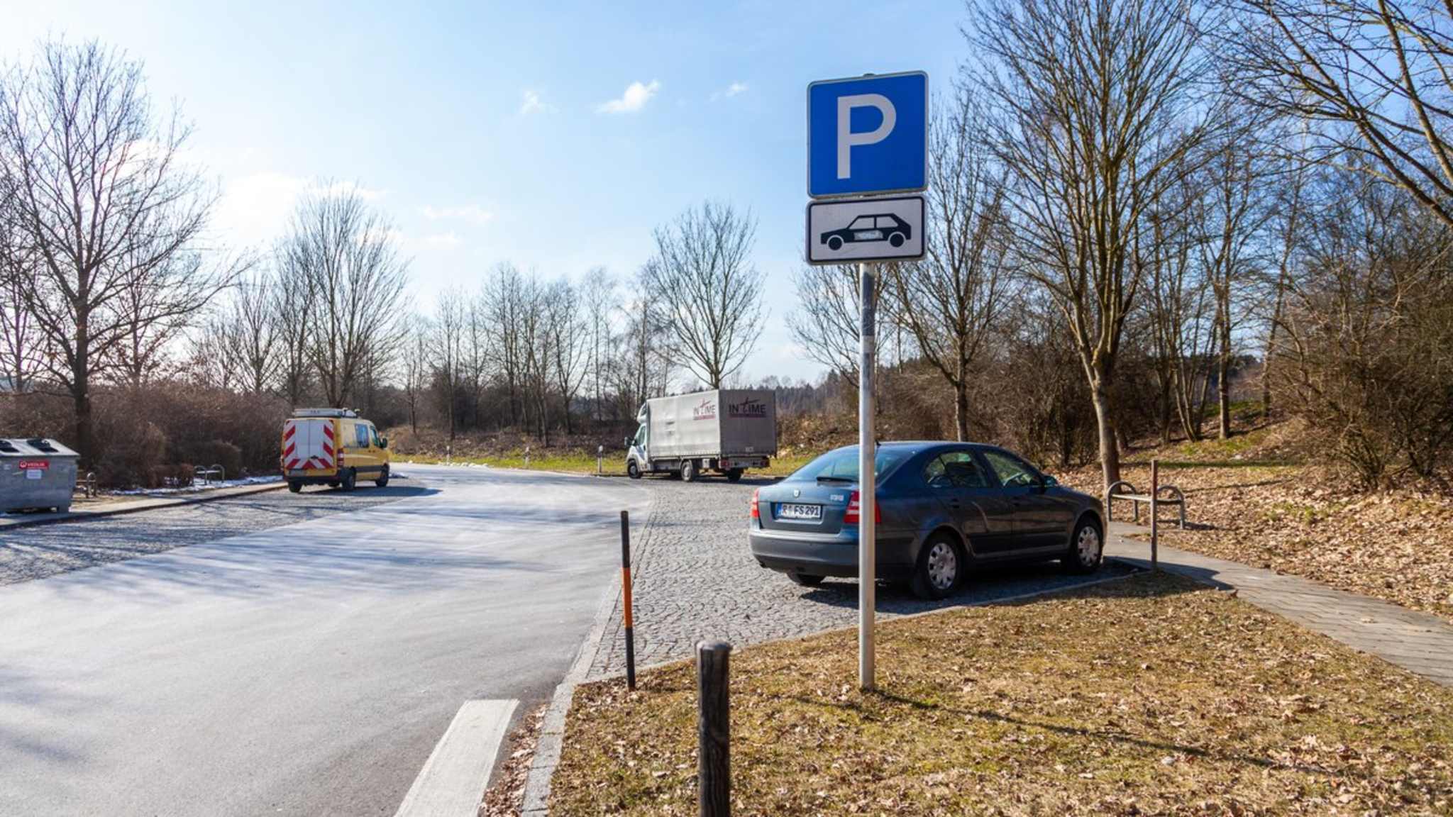 Trostlose Atmosphäre! An deutschen Autobahnen präsentieren sich Rastplätze meist alles andere als einladend. © huettenhoelscher/iStock via Getty Images