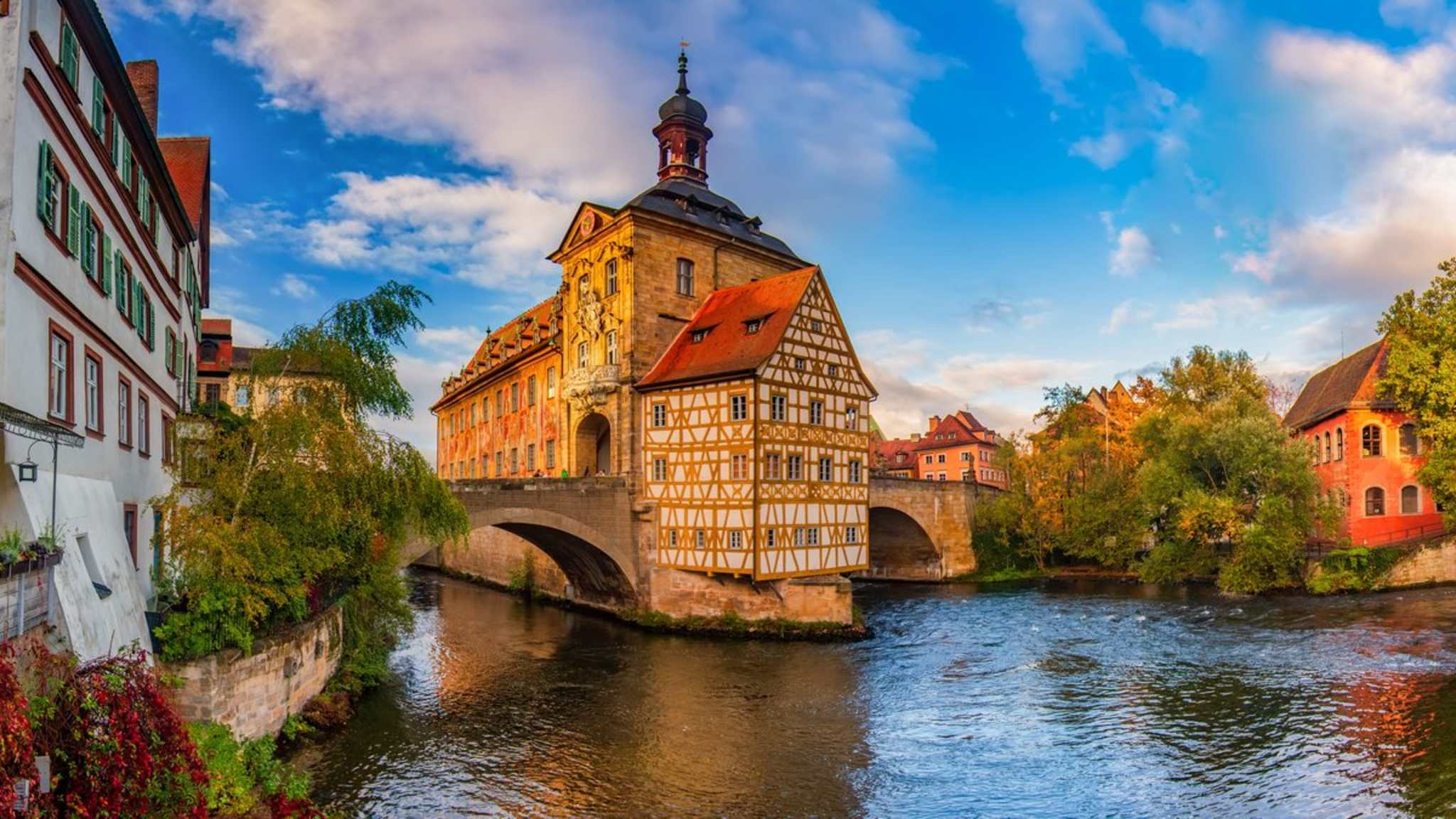 Bamberg zählt mit seiner historischen Altstadt zu den schönsten Orten Bayerns. © Haidamac/Shutterstock.com
