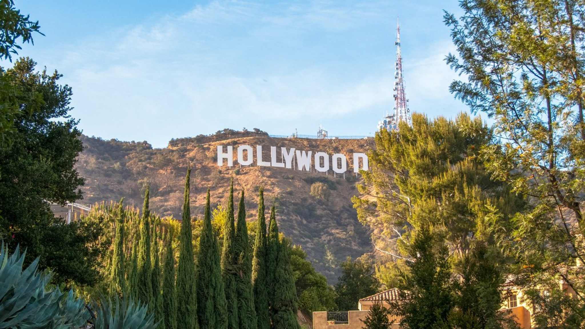 Das Hollywood-Sign gehört zu den berühmtesten Sehenswürdigkeiten in Amerika. © Maks Ershov/Shutterstock.com