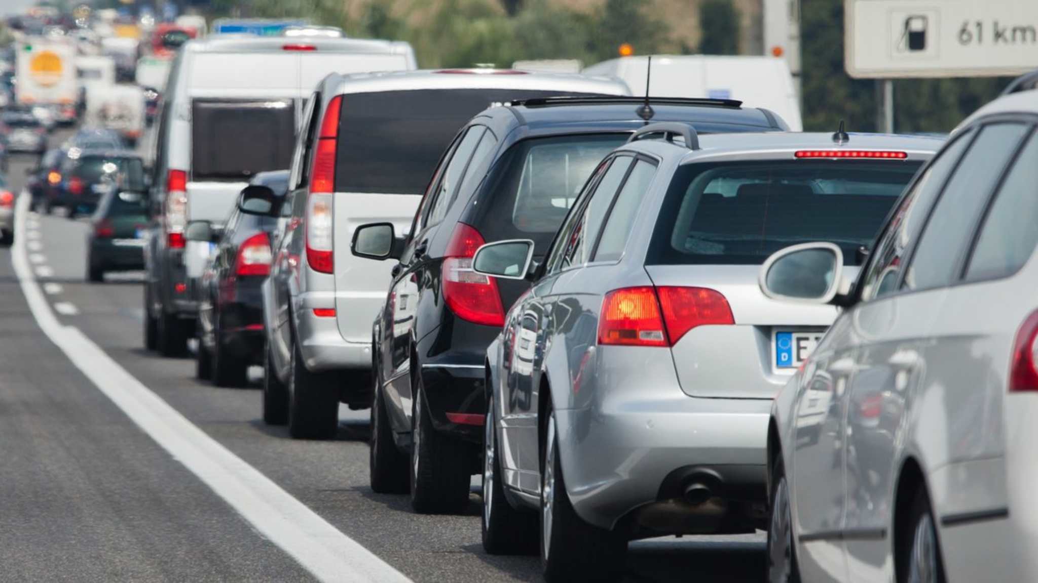 Ausführliche Vorbereitung auf den drohenden Stau kann Leben retten. © Christian Mueller / Shutterstock.com