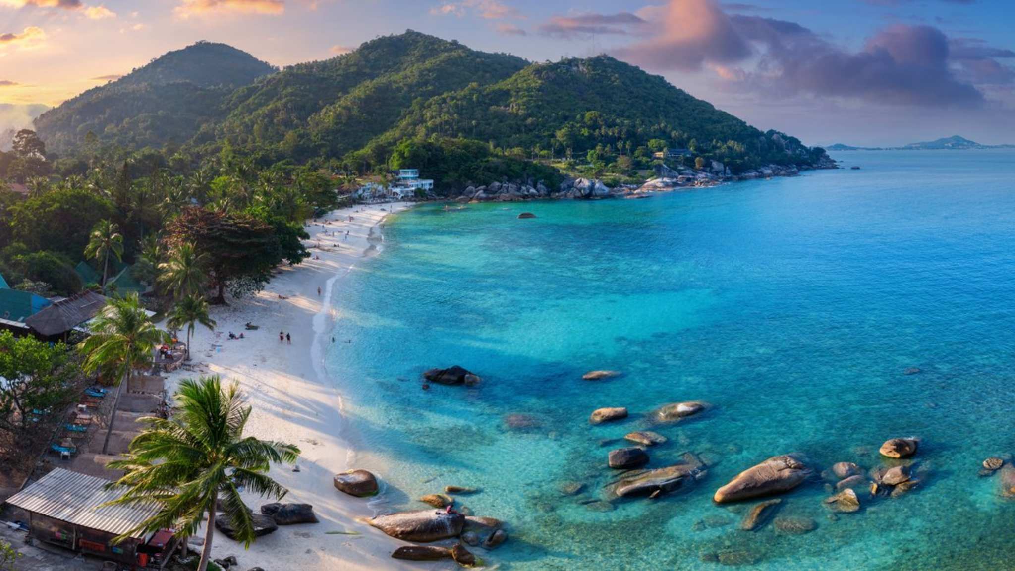 Die Serie "The White Lotus" wurde unter anderem auf der Insel Koh Samui gedreht. © iStock via Getty / tawatchaiprakobkit