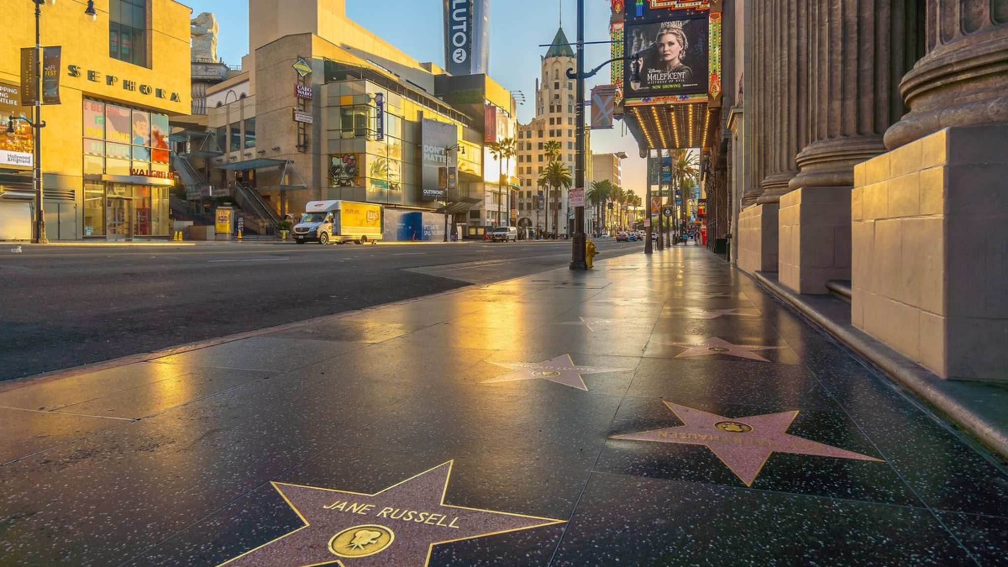 Wenn Du in Los Angeles Urlaub machst, könnte eine Reservierung im Somni zum Highlight Deiner Reise werden. © iStock via Getty/f11photo