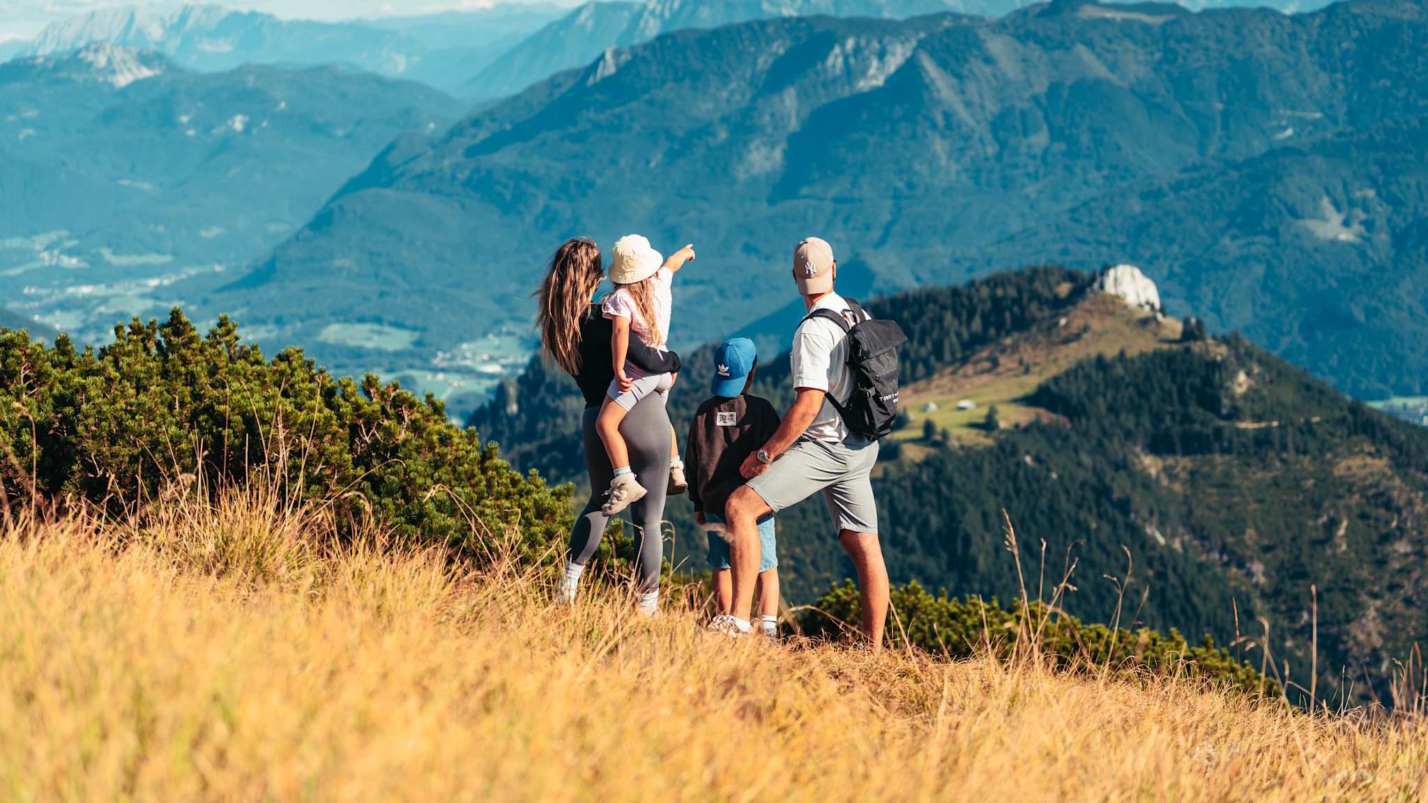 Familie auf dem Schafberg im Salzburger Land, Österreich