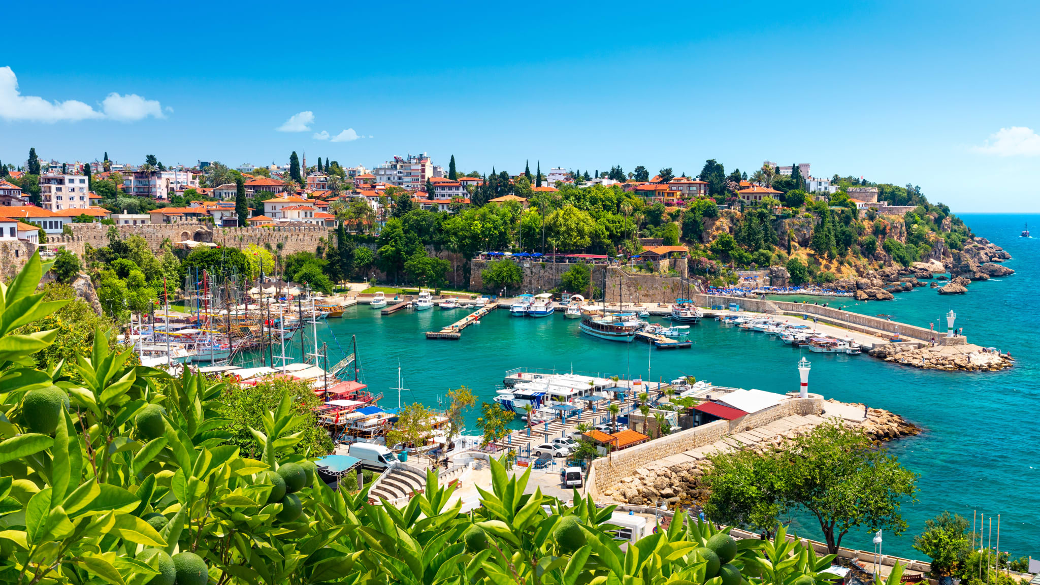 Der Hafen von Antalya, Türkei