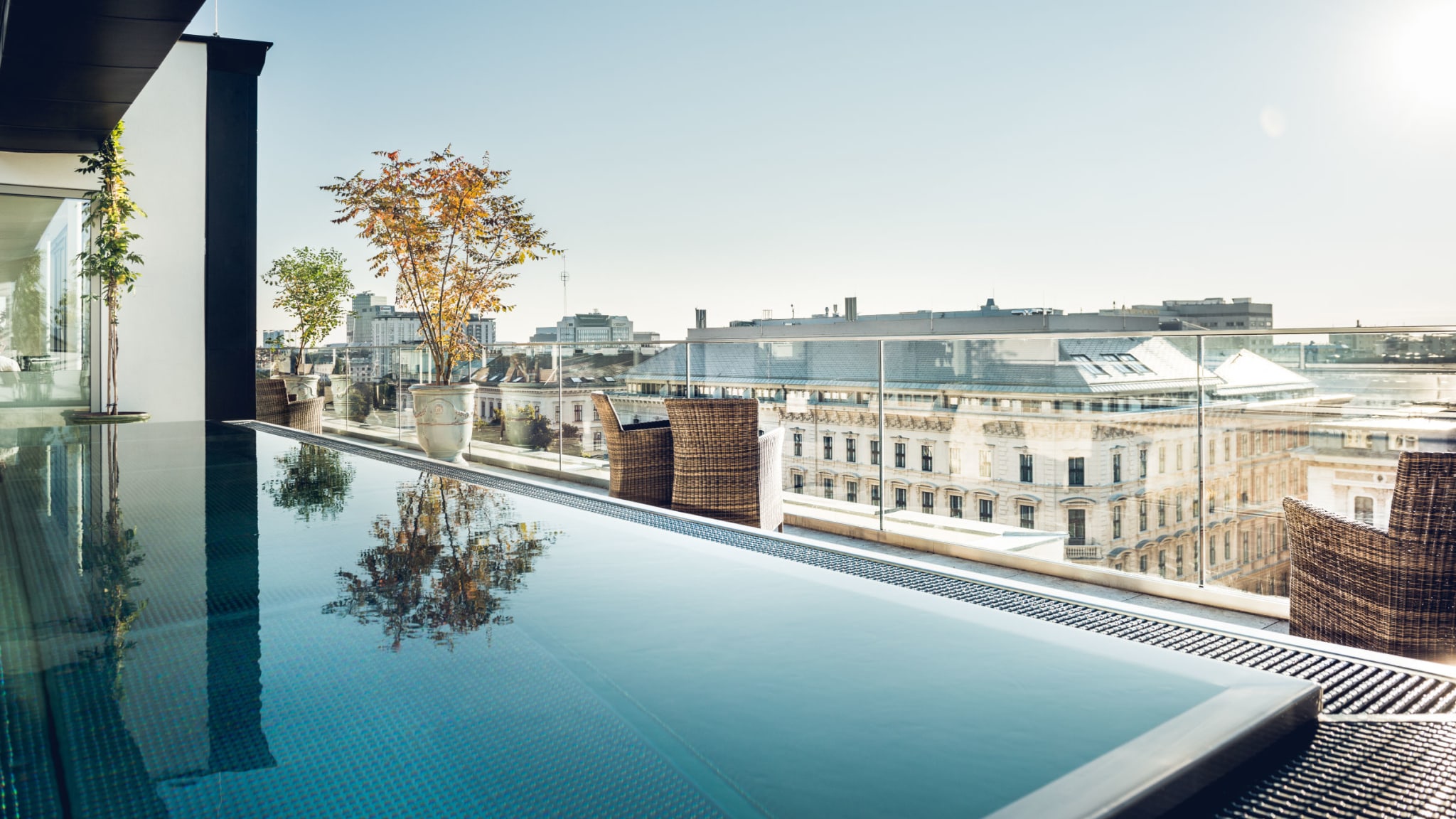 Blick vom Dachpool des Hotels Grand Ferdinand Vienna in Wien