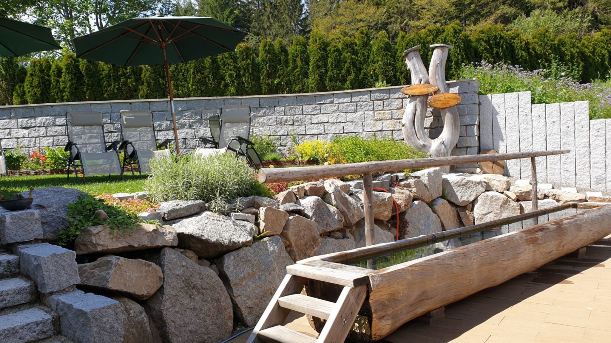 Im Waldhotel am Notschreipass