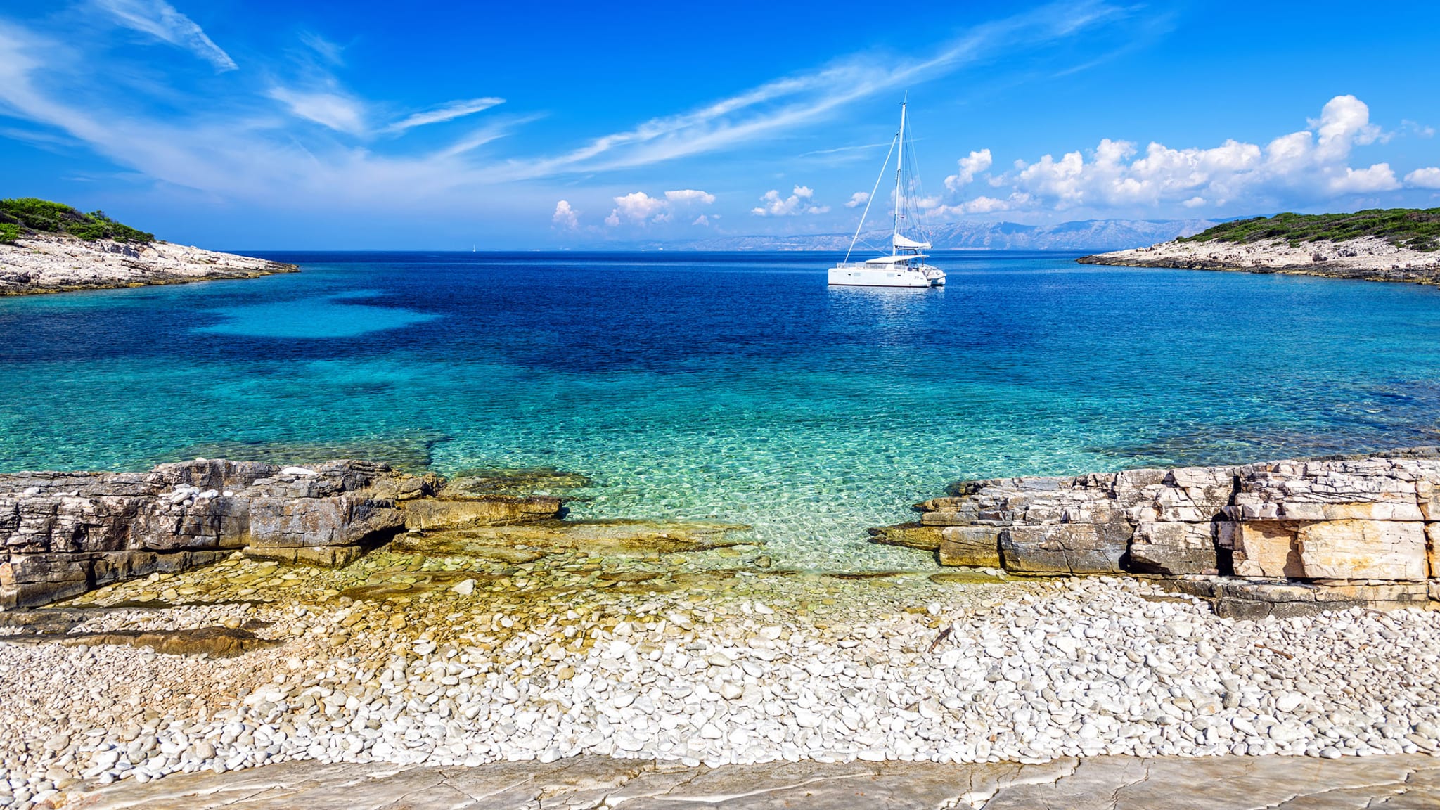 Einfach schön – Kiesstrand auf dem kleinen Eiland Proizd nahe der dalmatinischen Insel Korčula © Kroatische Zentrale für Tourismus -  Aleksandar Gospic
