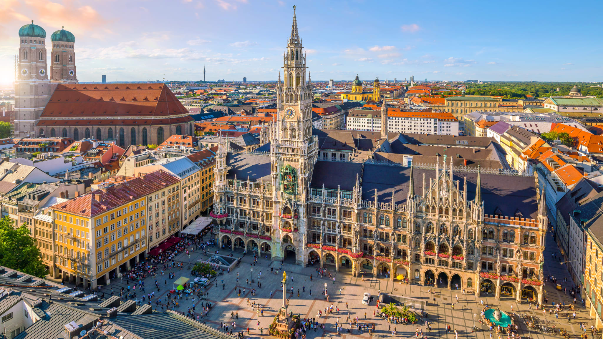 Der Marienplatz in München, Bayern Deutschland © Shutterstock - f11photo