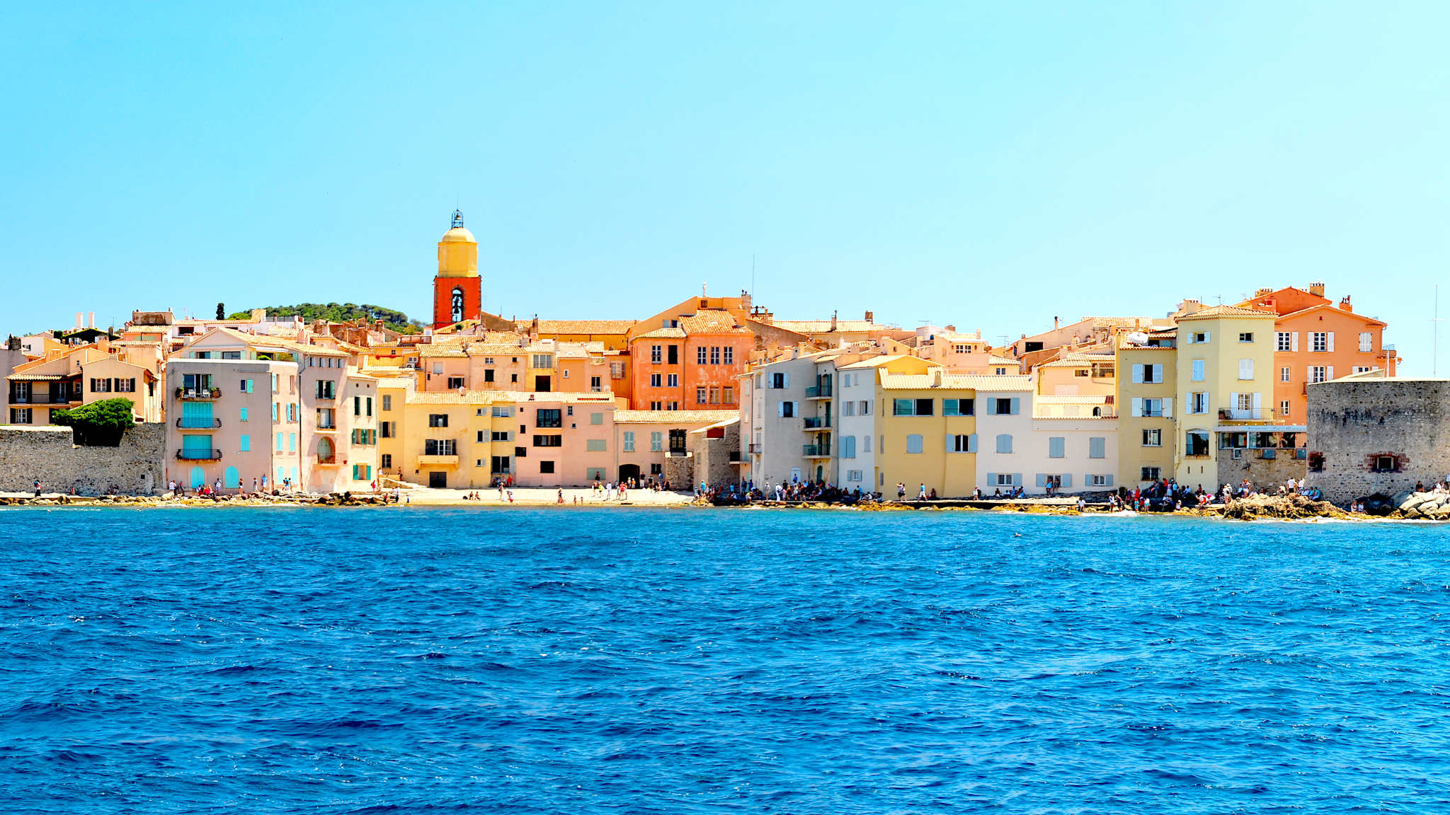 Panoramablick übers Meer auf Saint Tropez