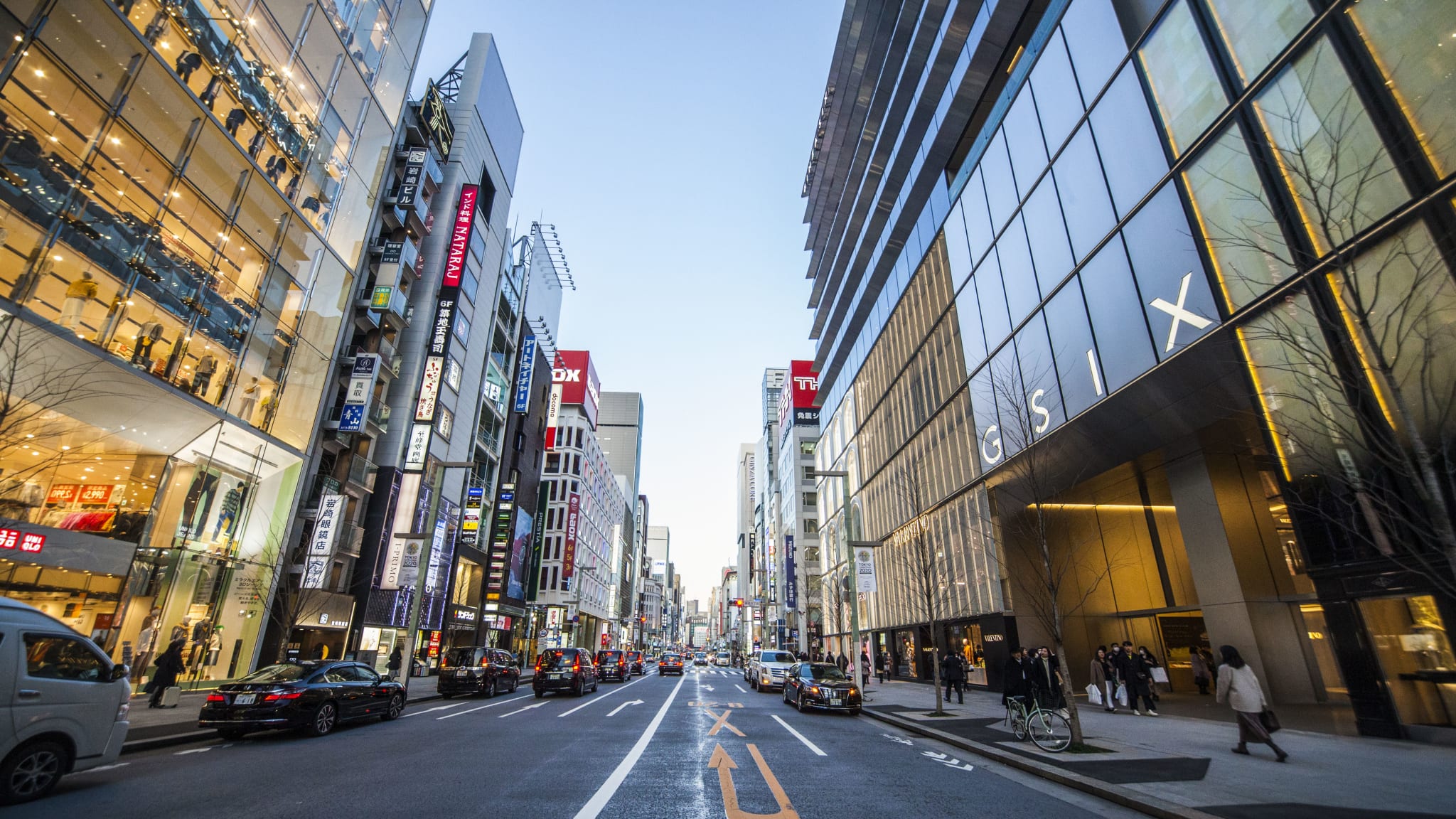 Die Hauptstraße Chuo-Dori im Tokioer Stadtteil Ginza
