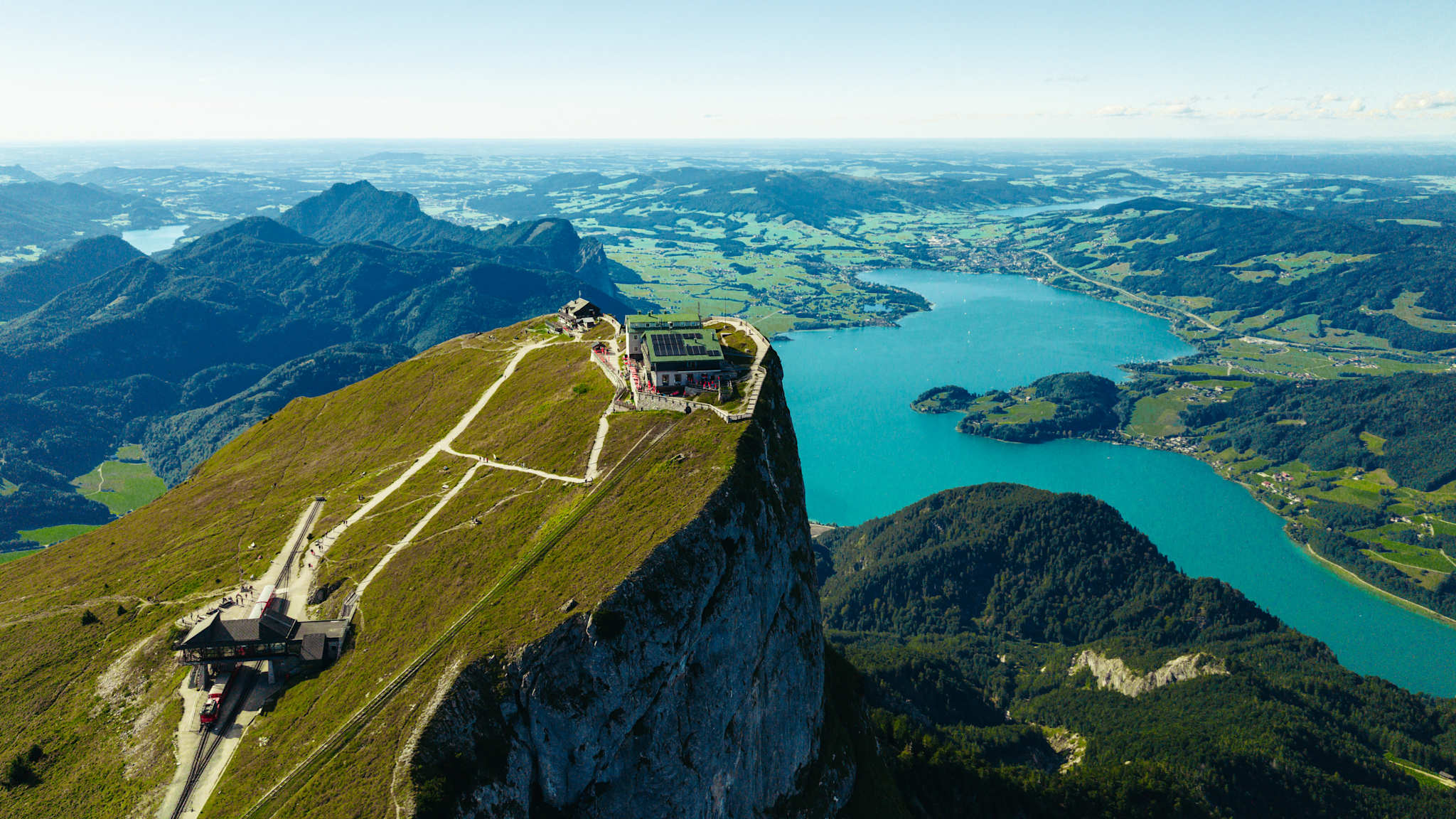 Schafberg mit Blick auf den Wolfgangsee, Salzburger Land, Österreich.