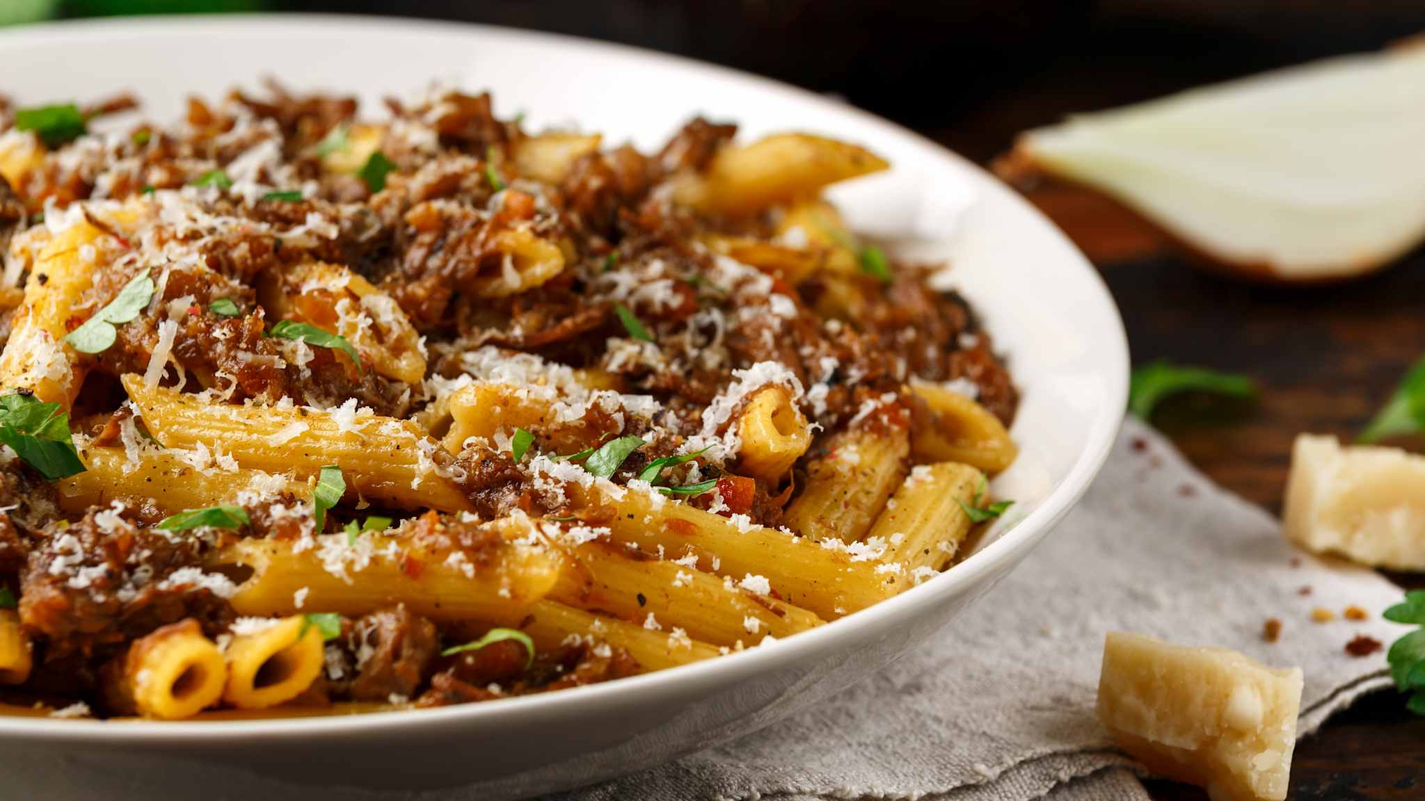 Ein Teller mit Pasta alla Genovese