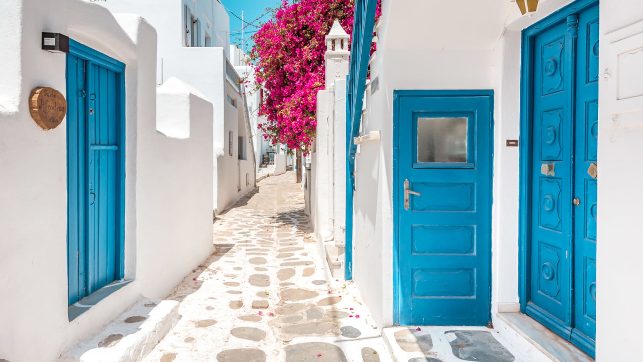 Leere Gassen in Chora, Mykonos © Tom & Ella – Greece Moments