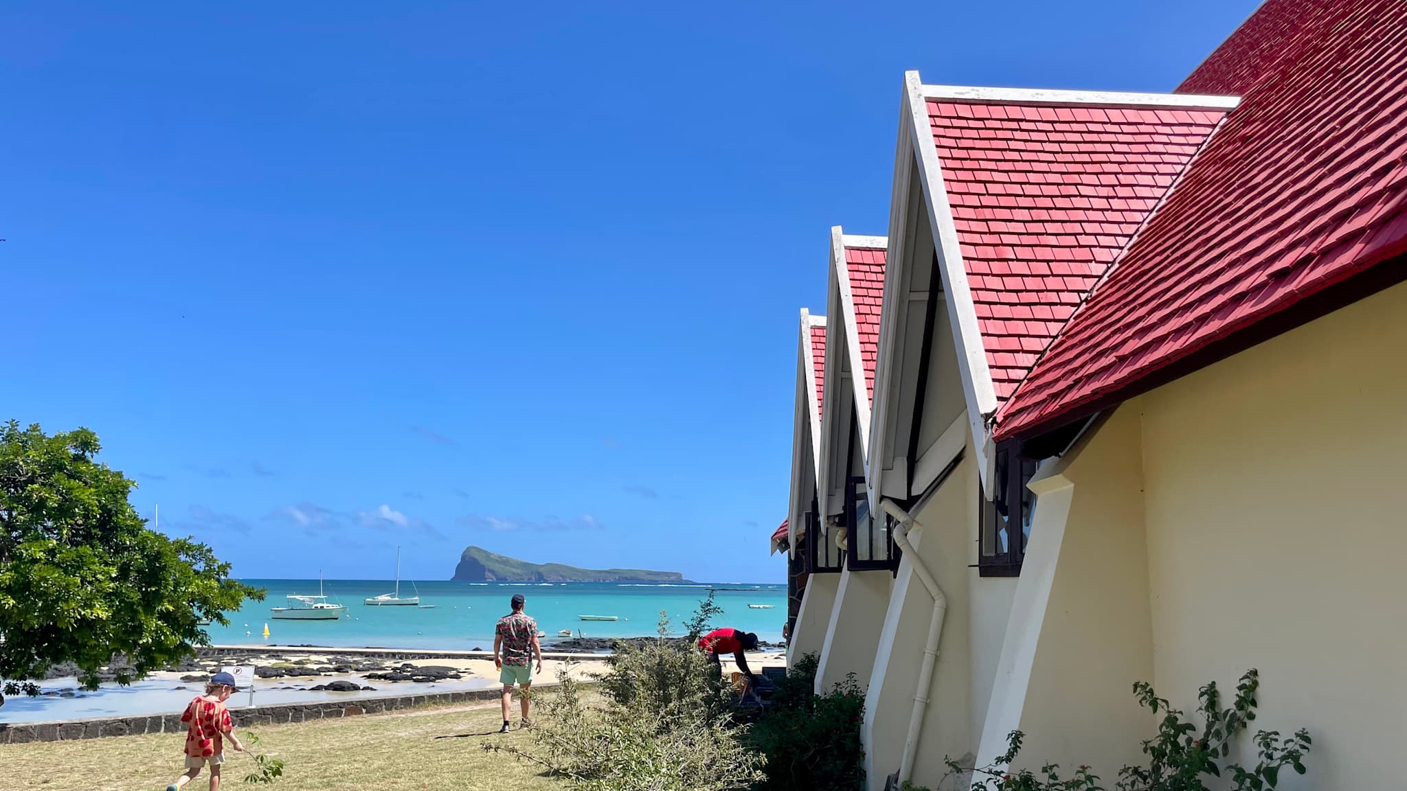 Kirche Notre-Dame Auxiliatrice mit Meerblick in Cap Malheureux, Mauritius ©Theresa Mayer HolidayCheck Mitarbeiterin