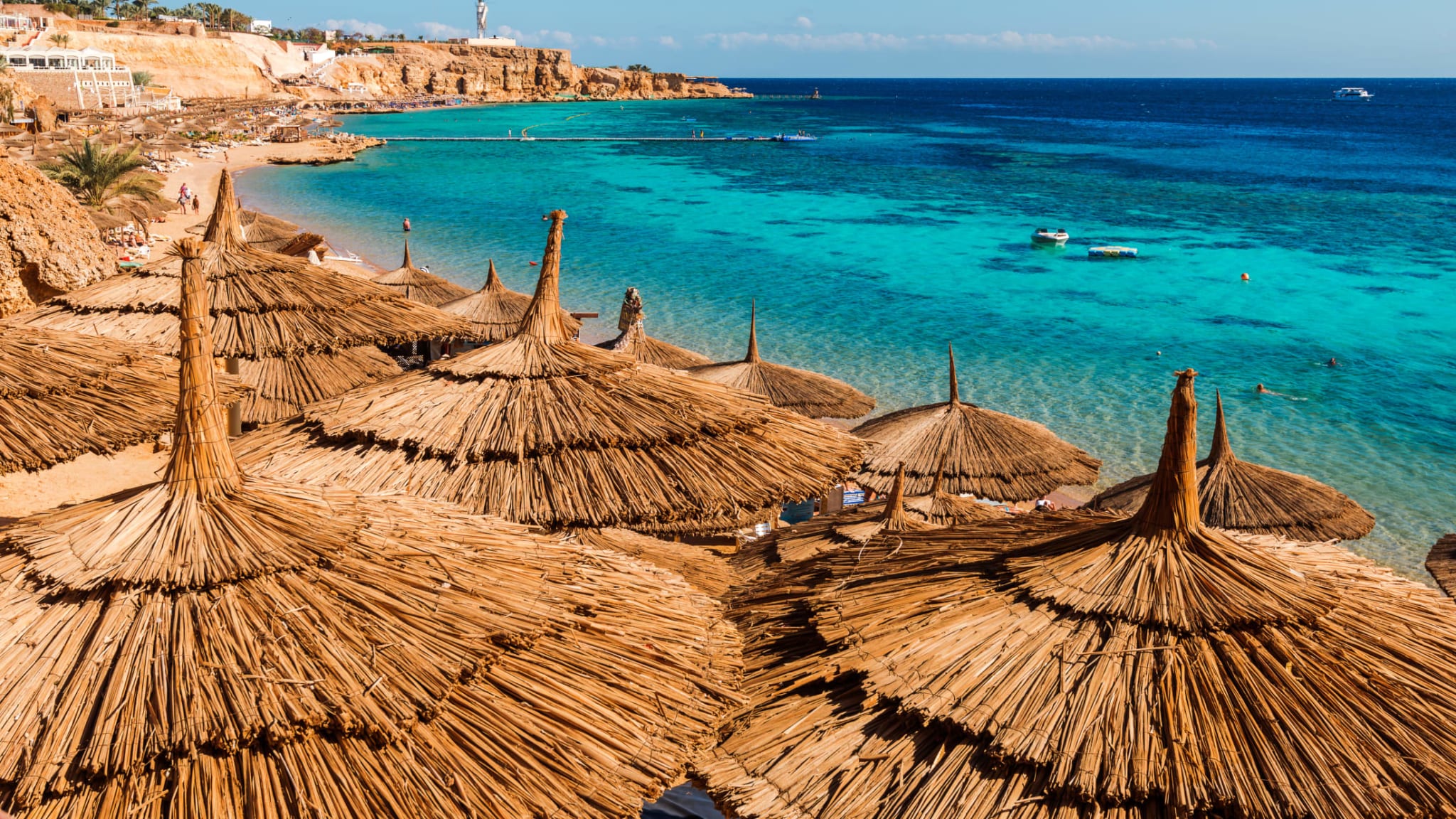 Sonnenschirme in Sharm-El-Sheikh, Sinai, Ägypten