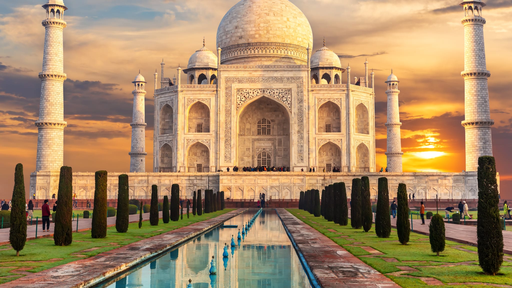 Taj Mahal, Indien © shutterstock.com - AlexAnton
