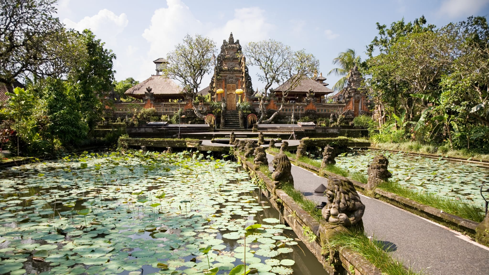 Pura Taman Saraswati Tempel in Ubud, Bali