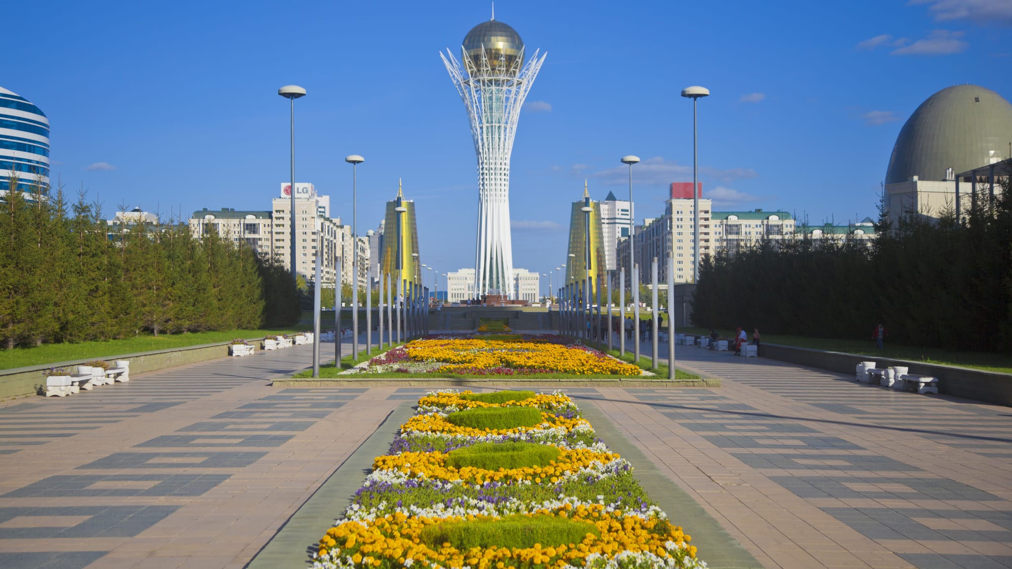 Bayterek Tower, Nurzhol Bulvar, Astana