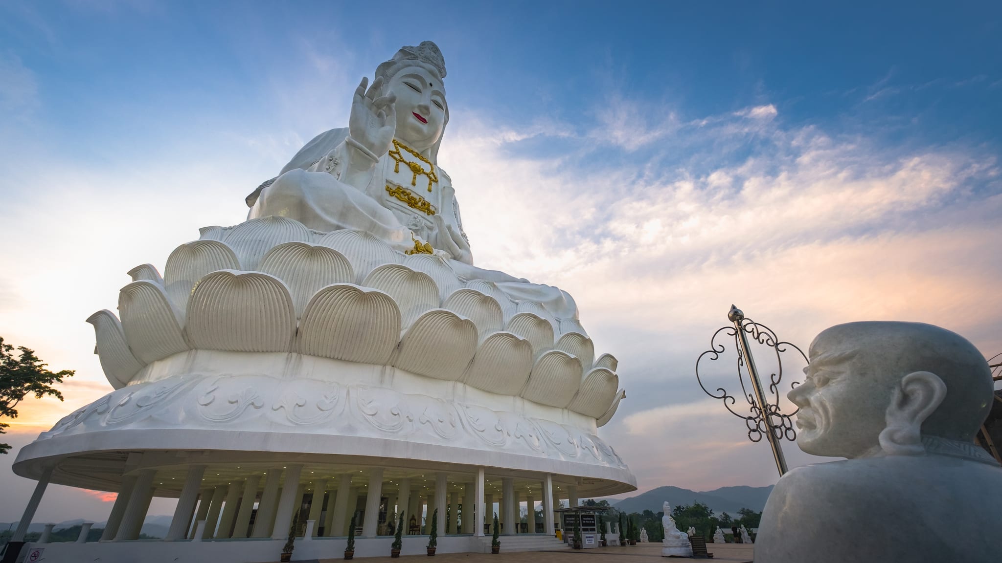 Guanyin statue in Wat Huay Pla Kang of Chiang Rai province of Thailand
