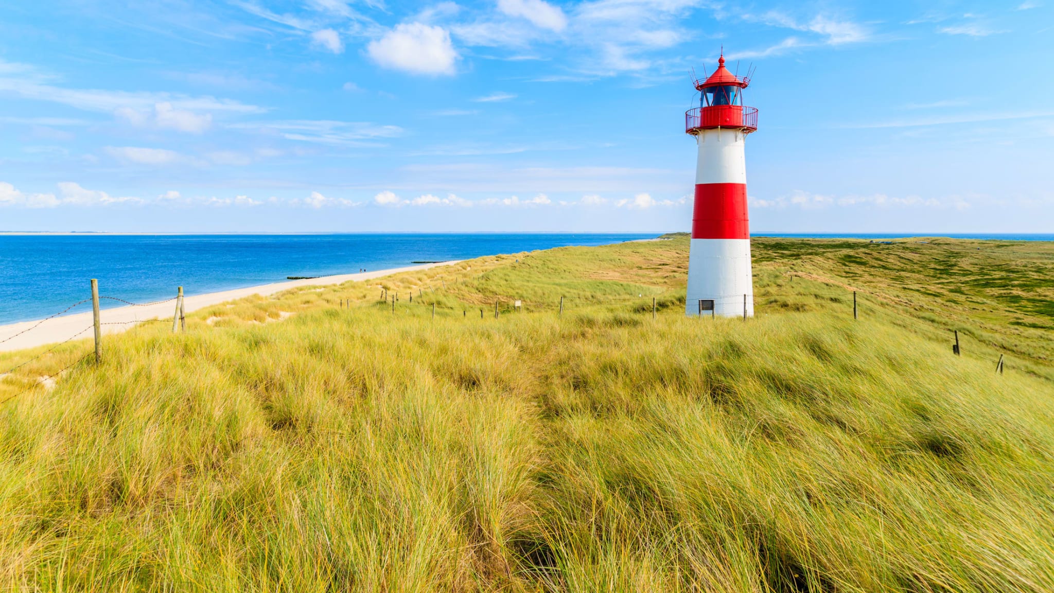 Leuchtturm an einem Strand