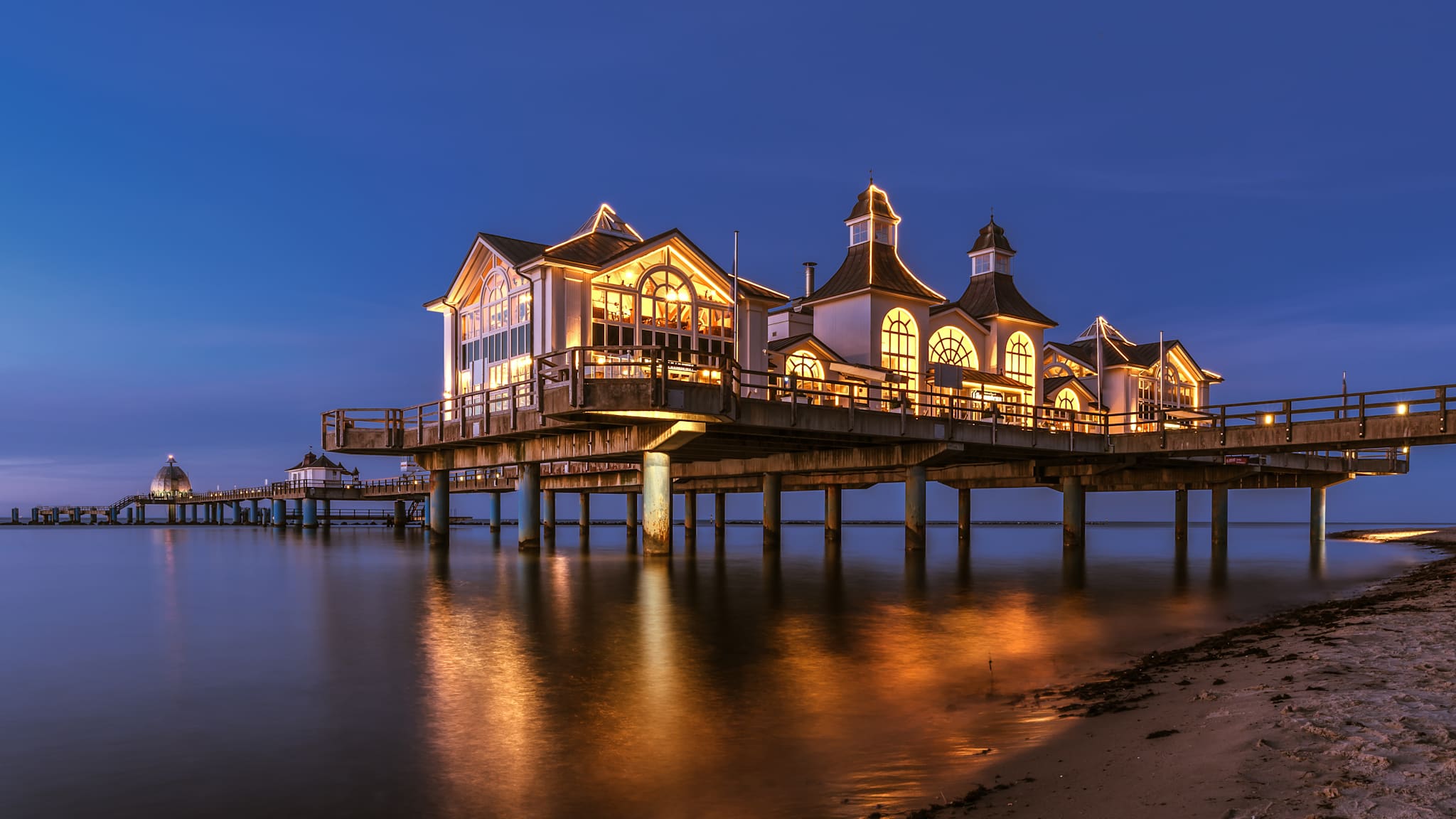 Seebrücke am Abend