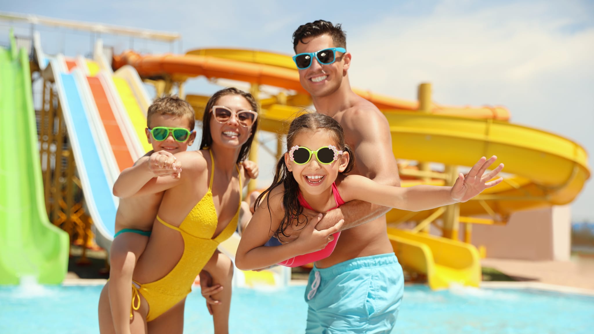 Familie in einem Aquapark