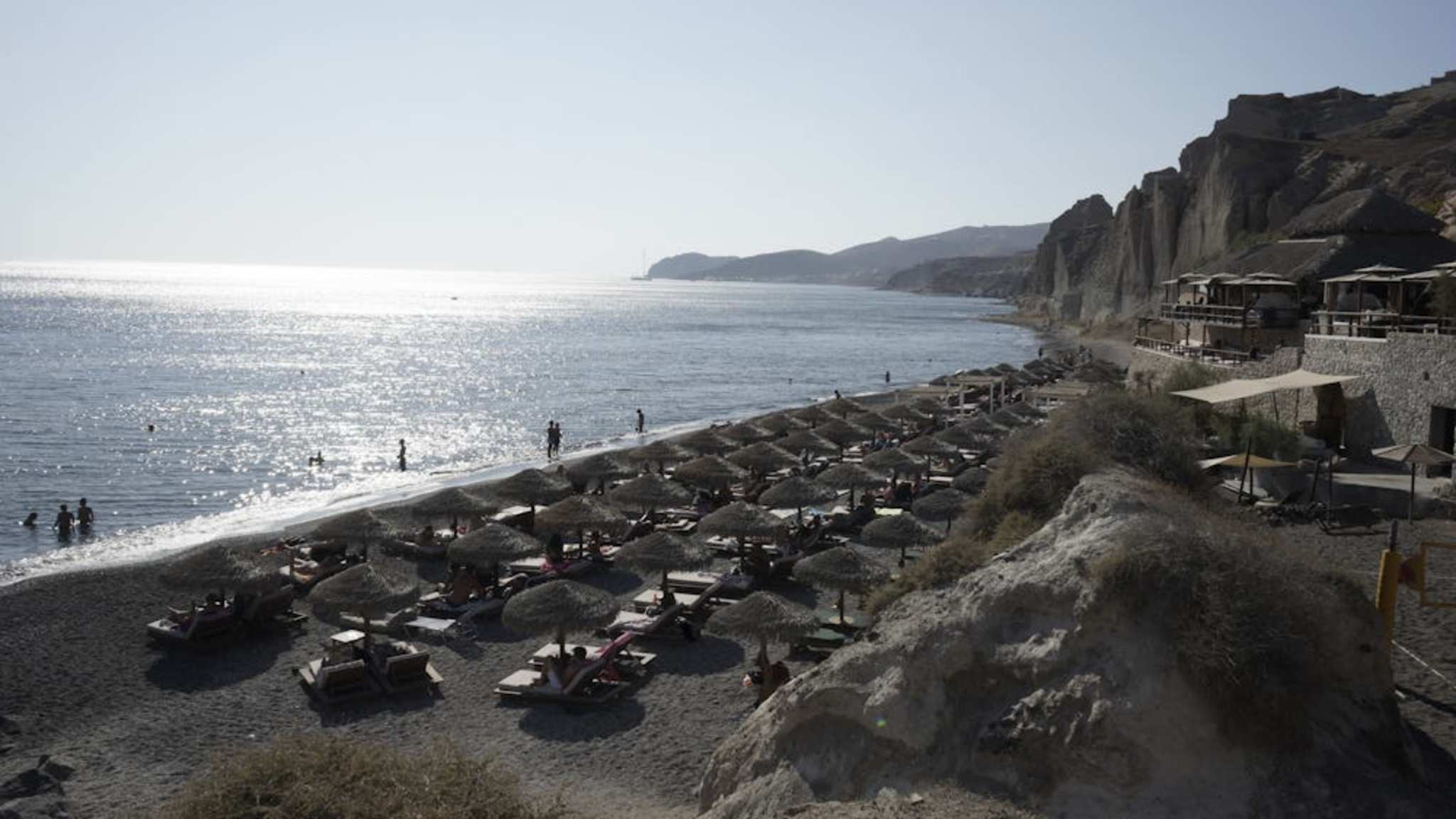 Eros Beach auf Santorini, Griechenland ©HolidayCheck