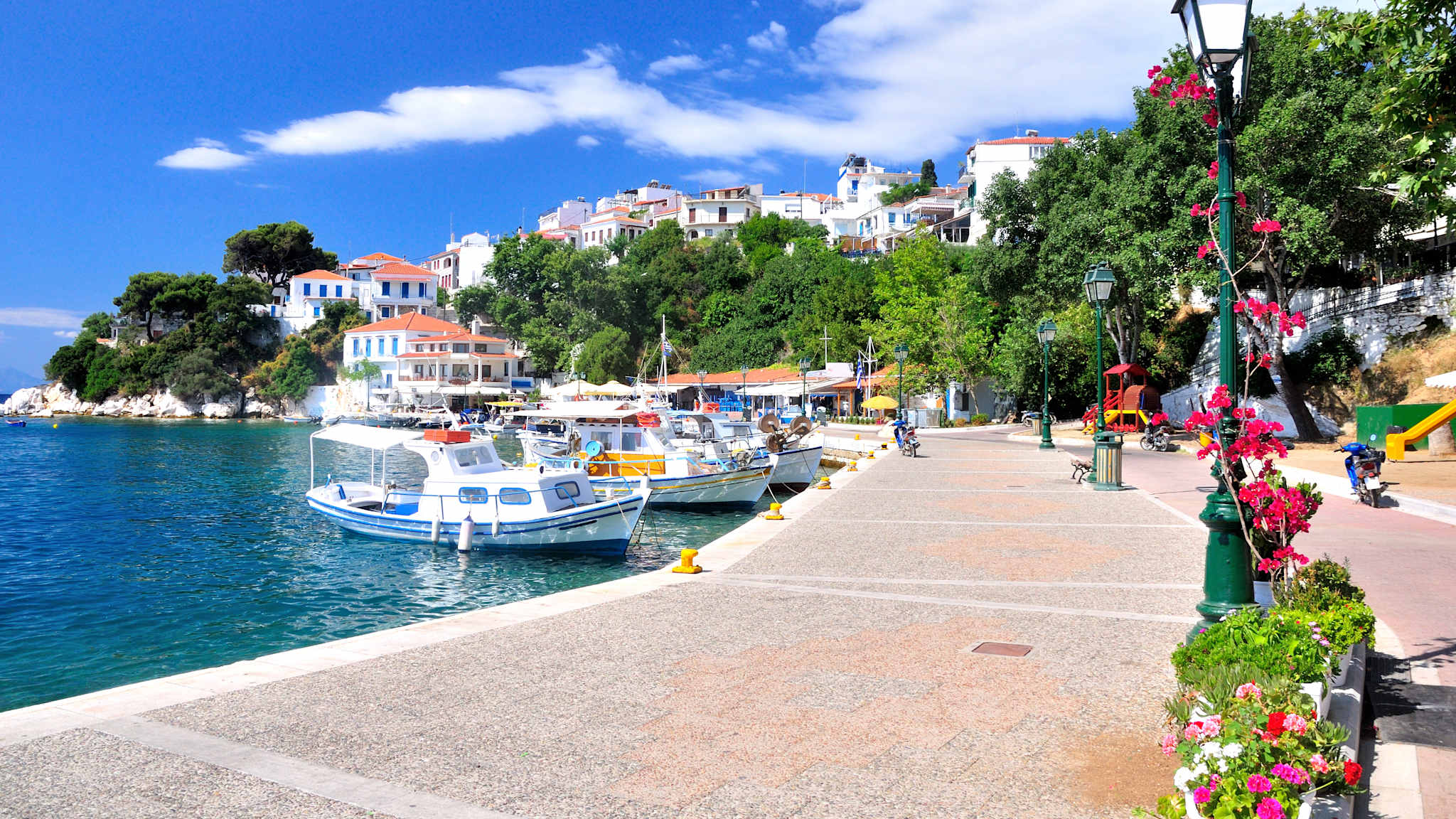 Skiathos old port