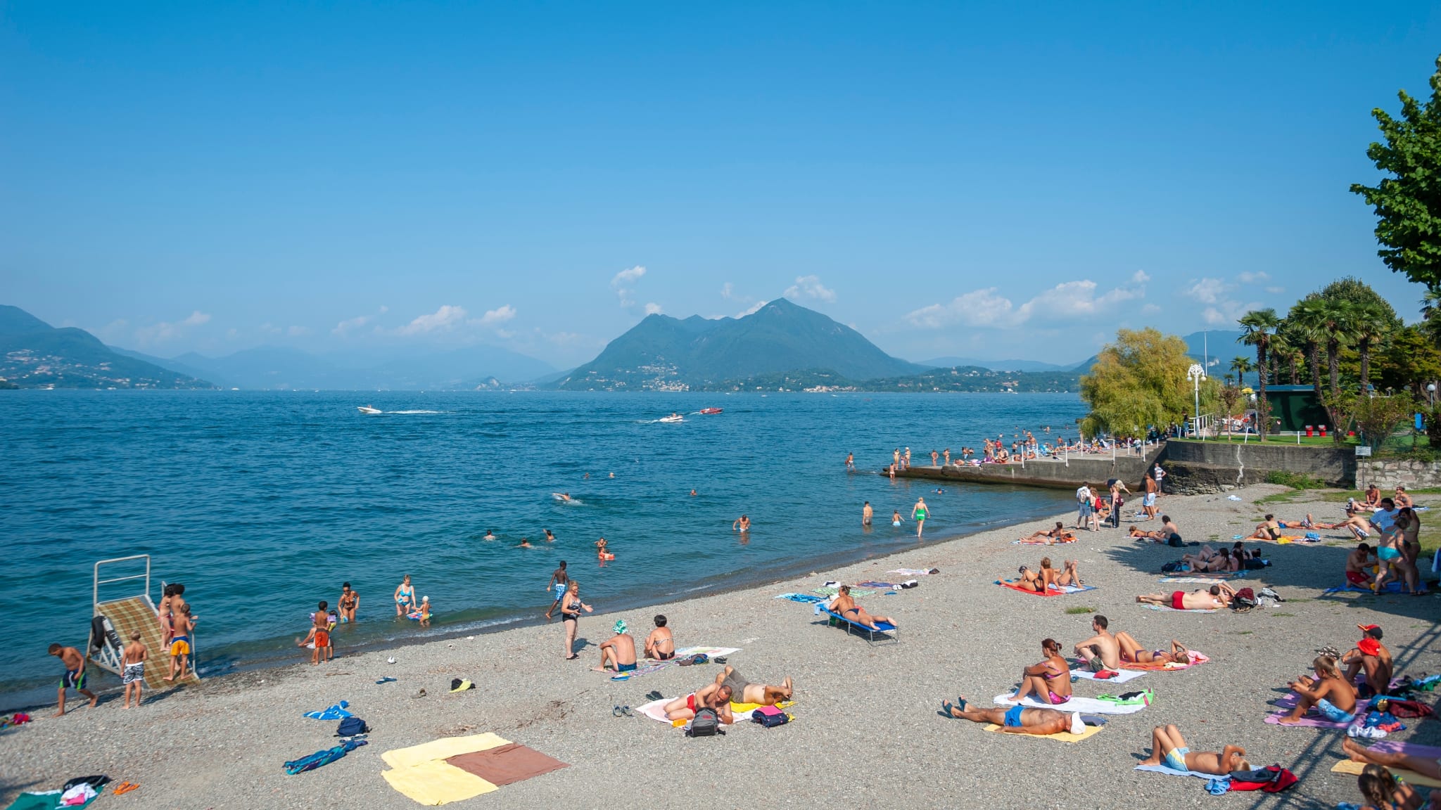 Italien 2025: Die 10 besten Badeplätze am Lago Maggiore