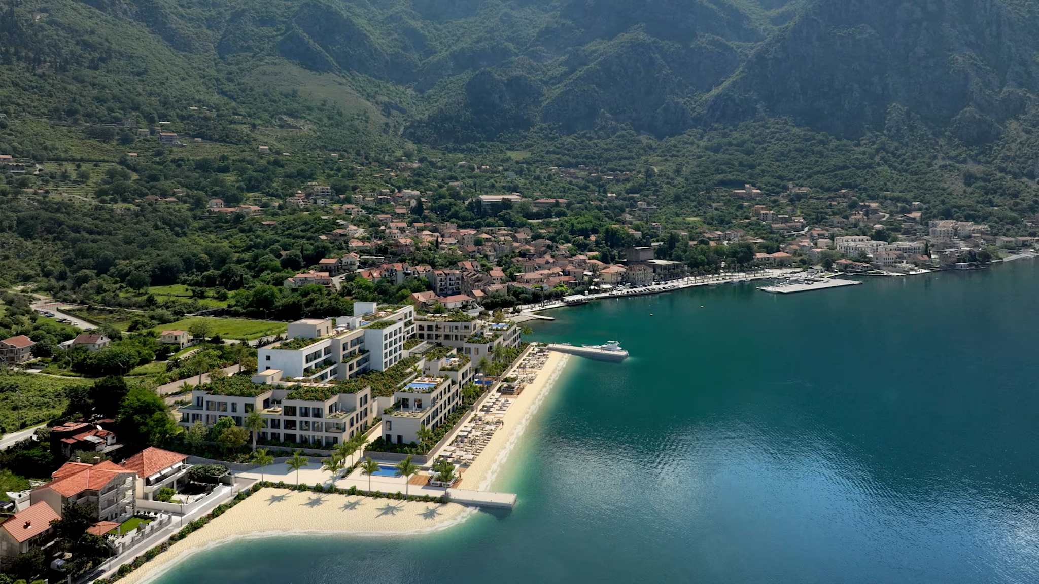 Aussenansicht © Mövenpick Hotel & Residences Teuta Kotor Bay, Expedia