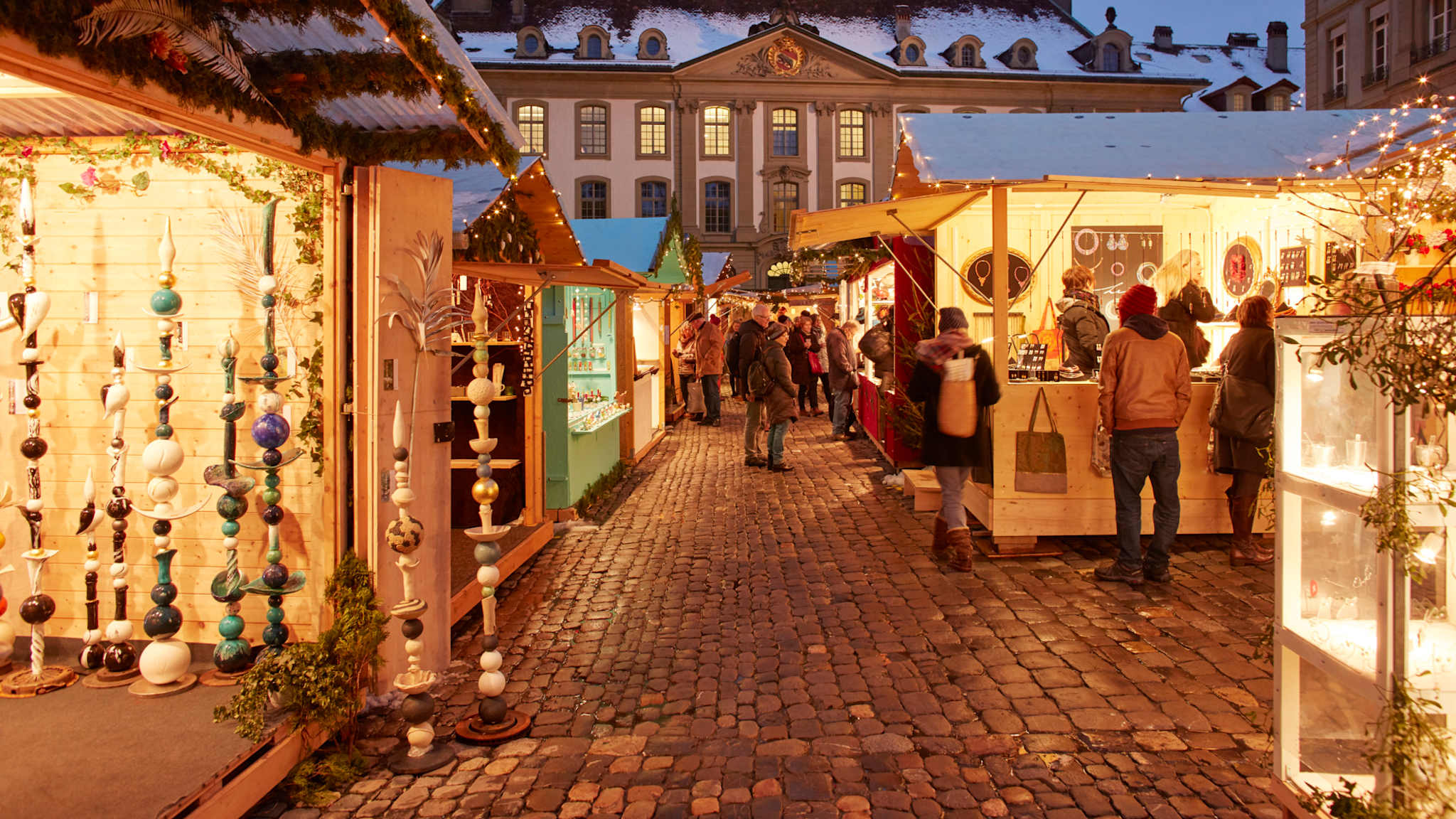 Weihnachtsmarkt auf der Münsterplattform  © Bern Welcome