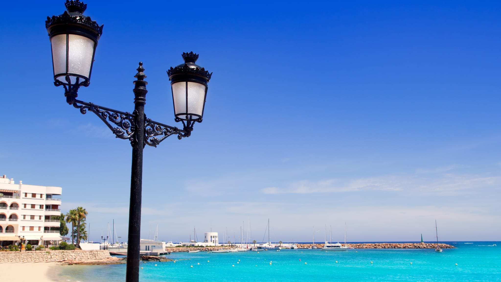 Strand Santa Eulària des Riu, Ibiza