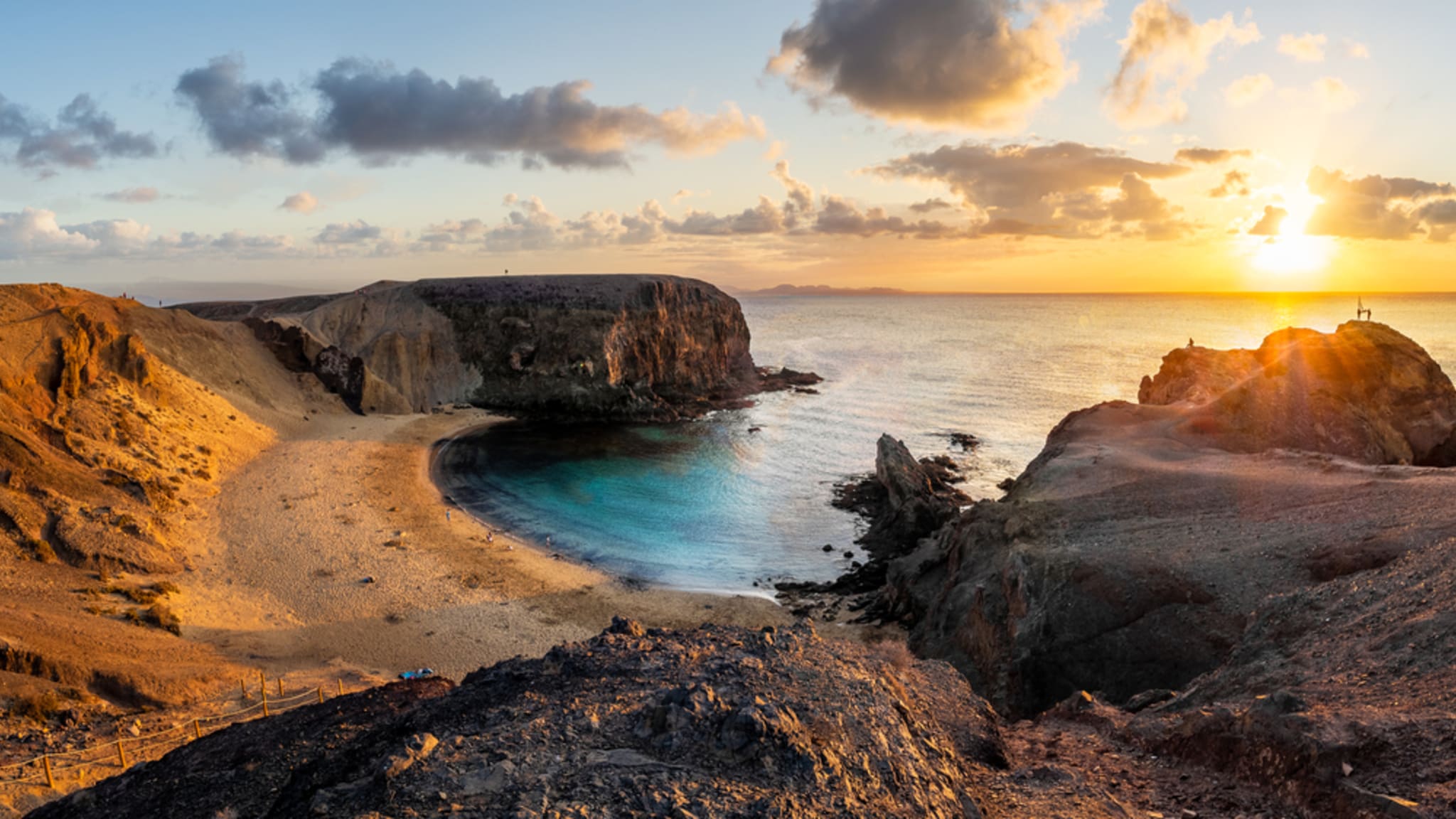 Sonnenuntergang am Playa de Papagayo auf Lanzarote