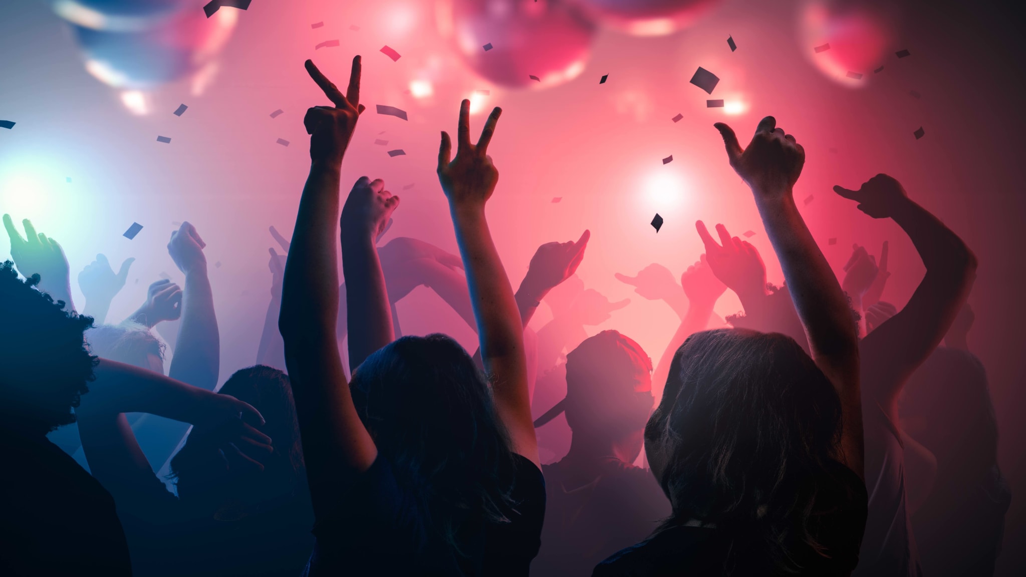 Party Abend © Shutterstock