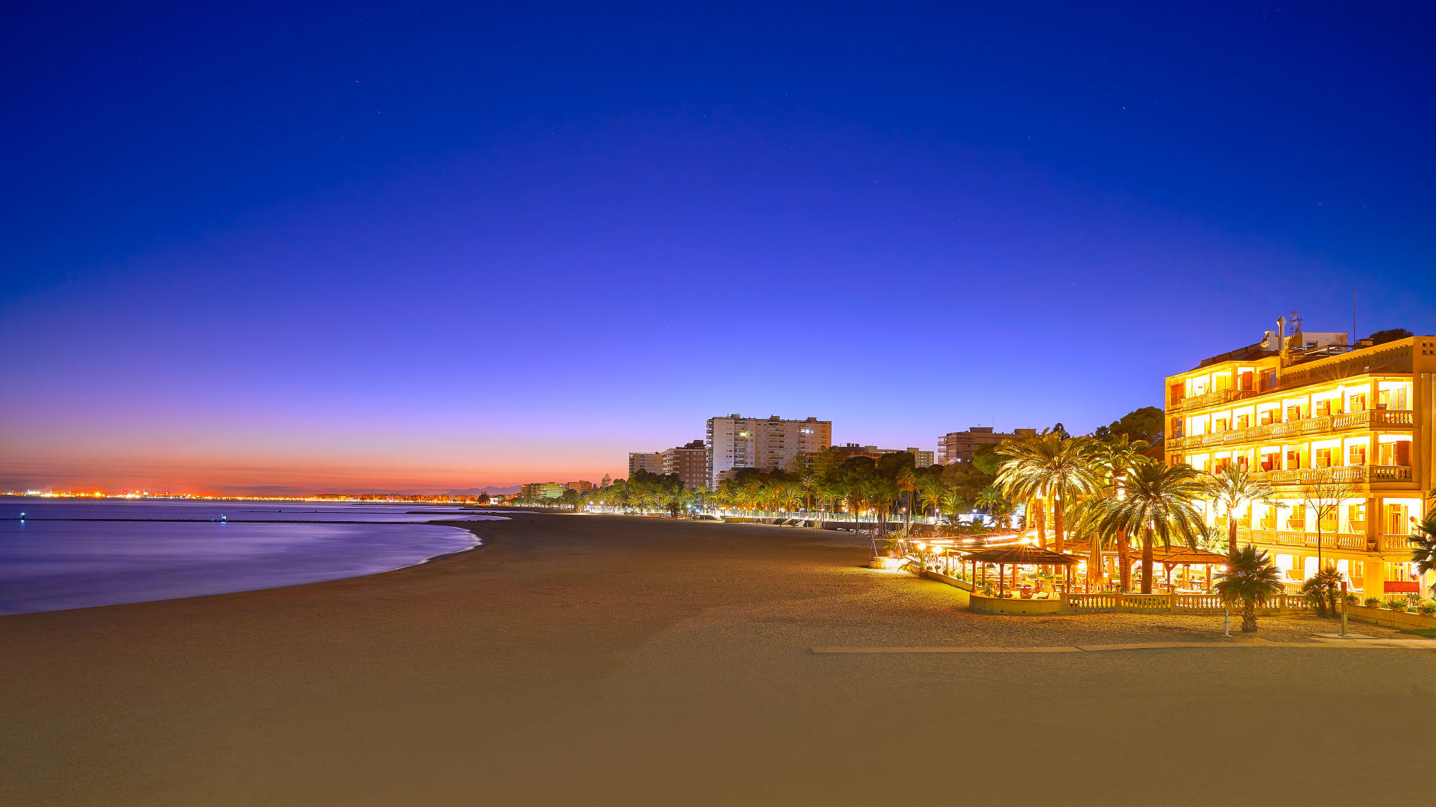 Strand Benicàssim, Costa del Azahar, Spanien © gettyimages - LUNAMARINA