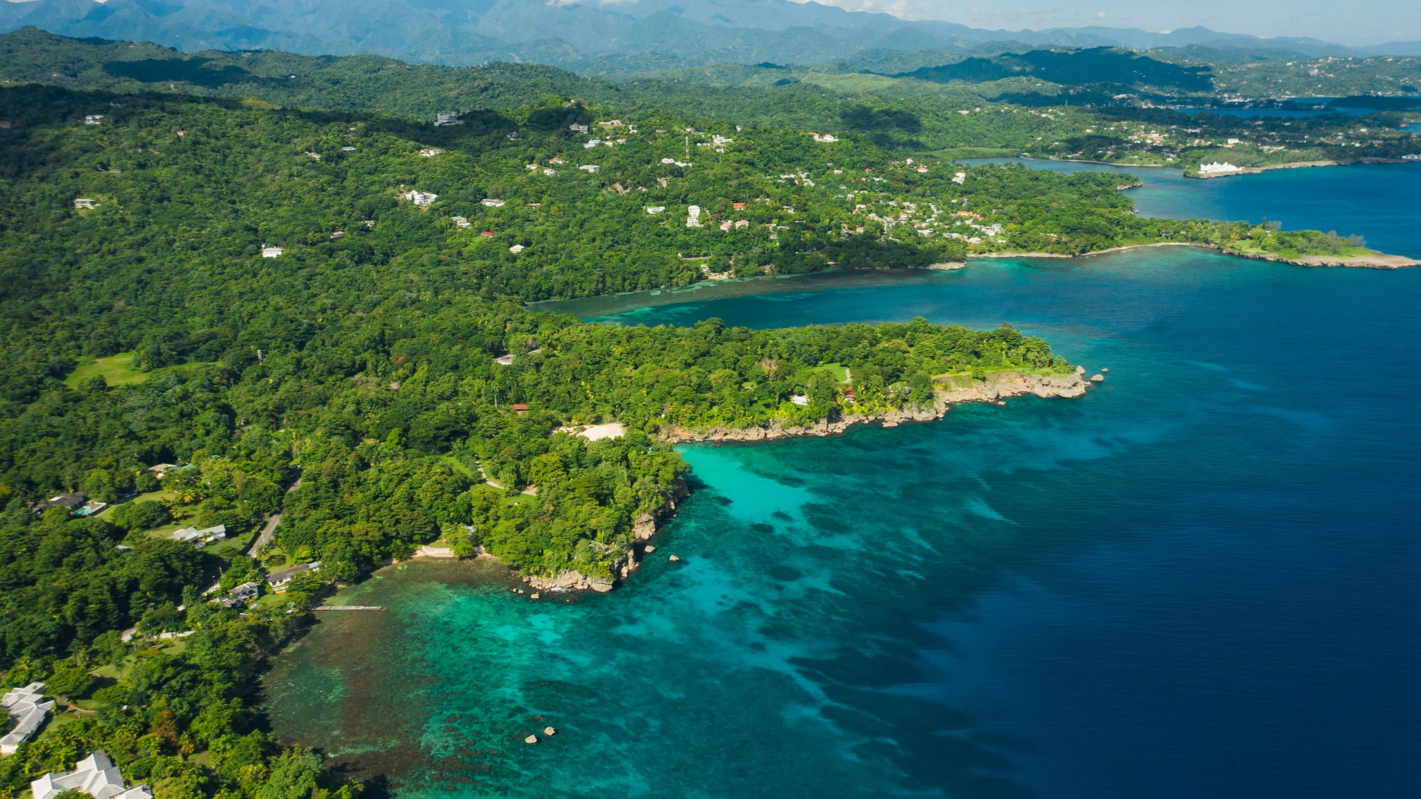 Blue Lagoon, Portland © Jamaica Tourist Board