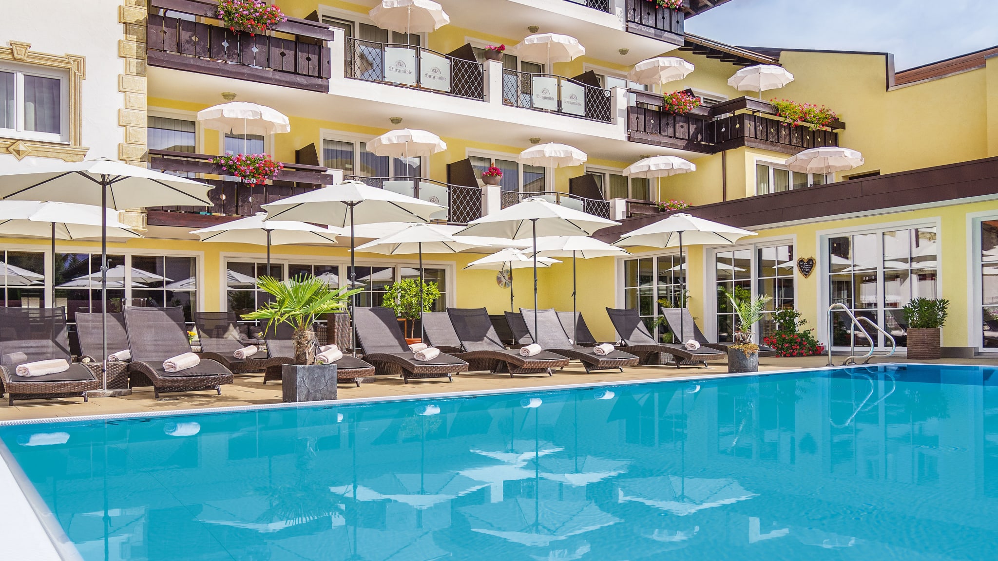 Außenansicht © Parkhotel Burgmühle
